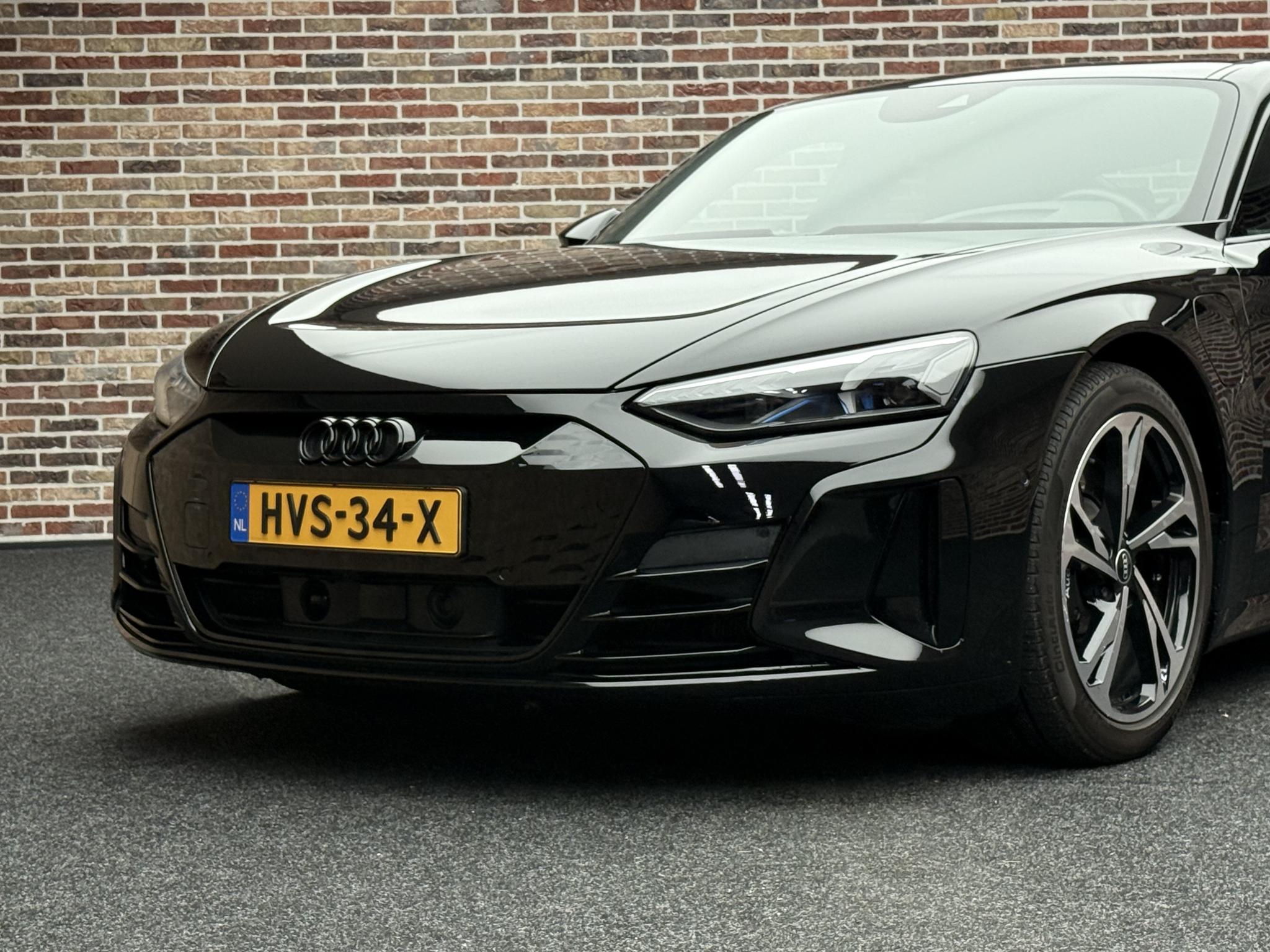Foto van Audi RS E-tron GT
