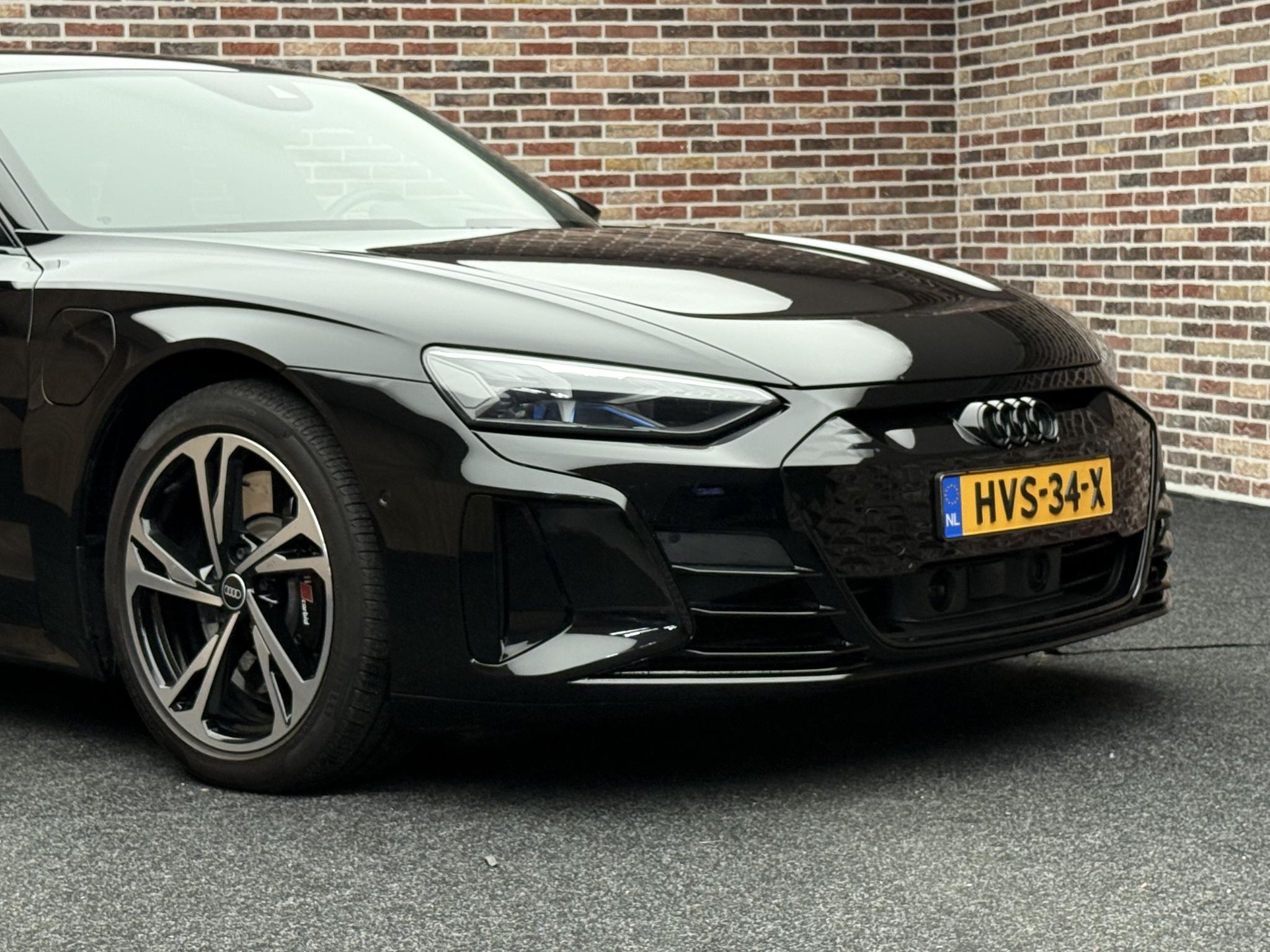 Foto van Audi RS E-tron GT