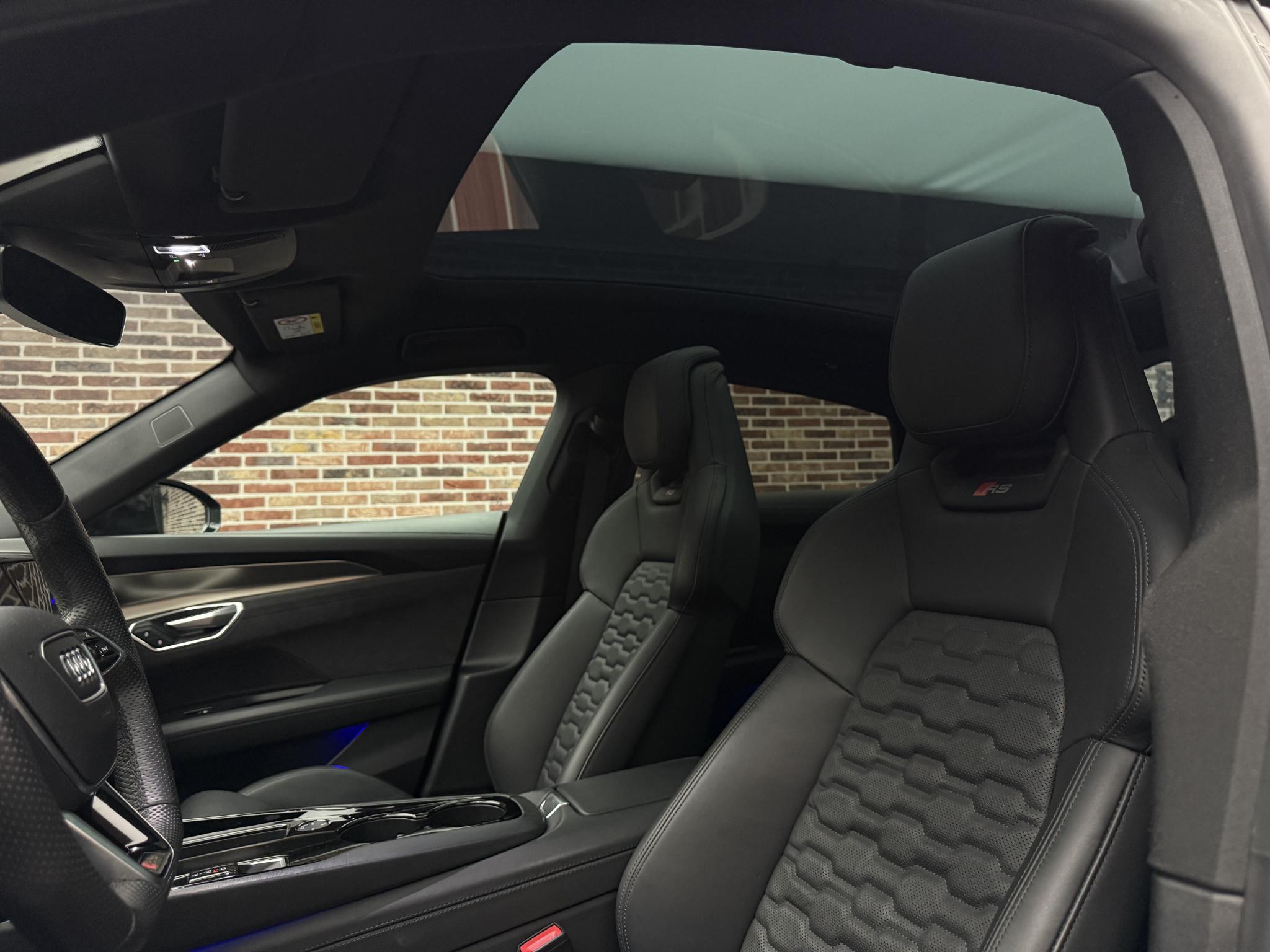 Foto van Audi RS E-tron GT