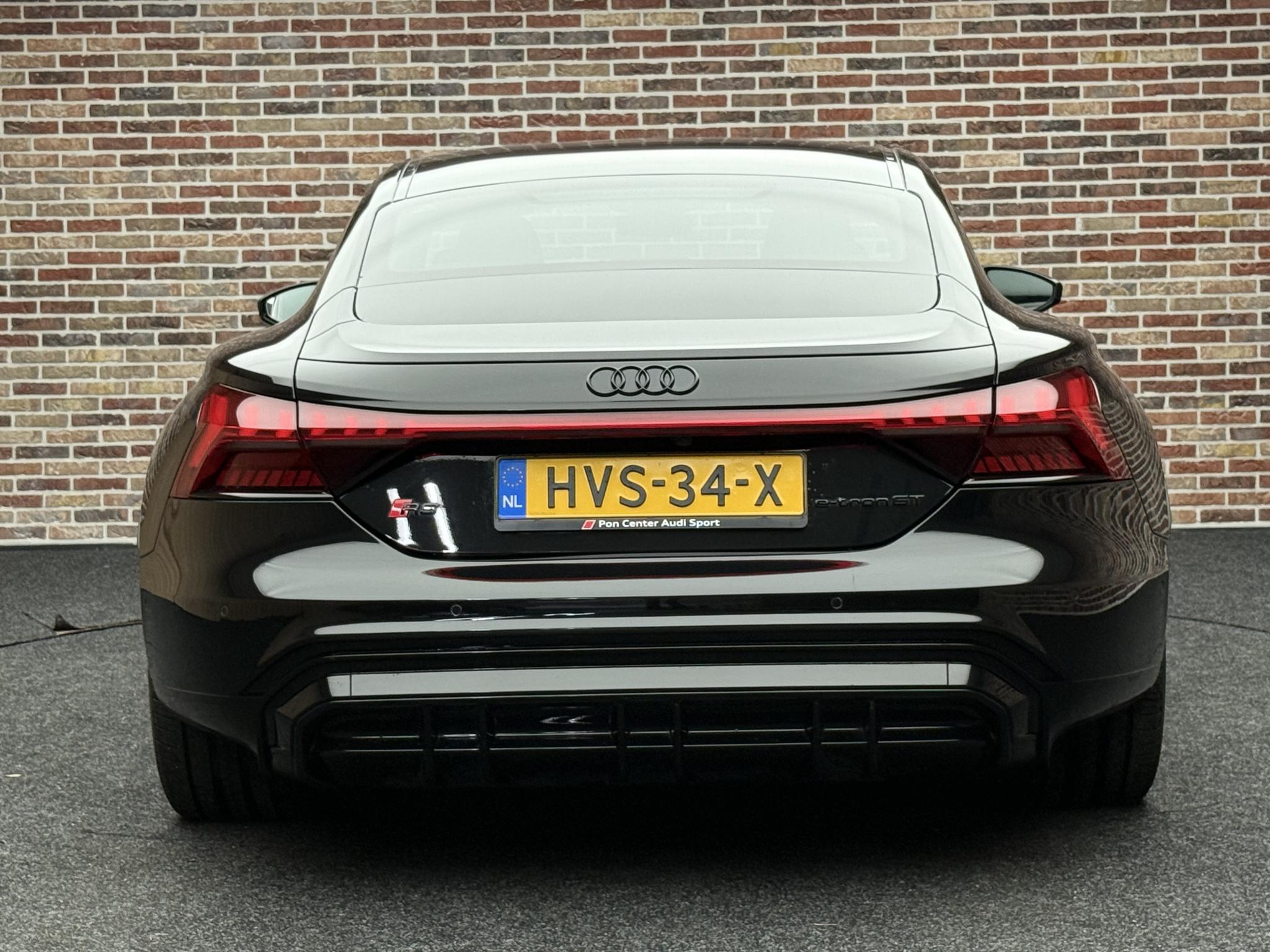 Foto van Audi RS E-tron GT