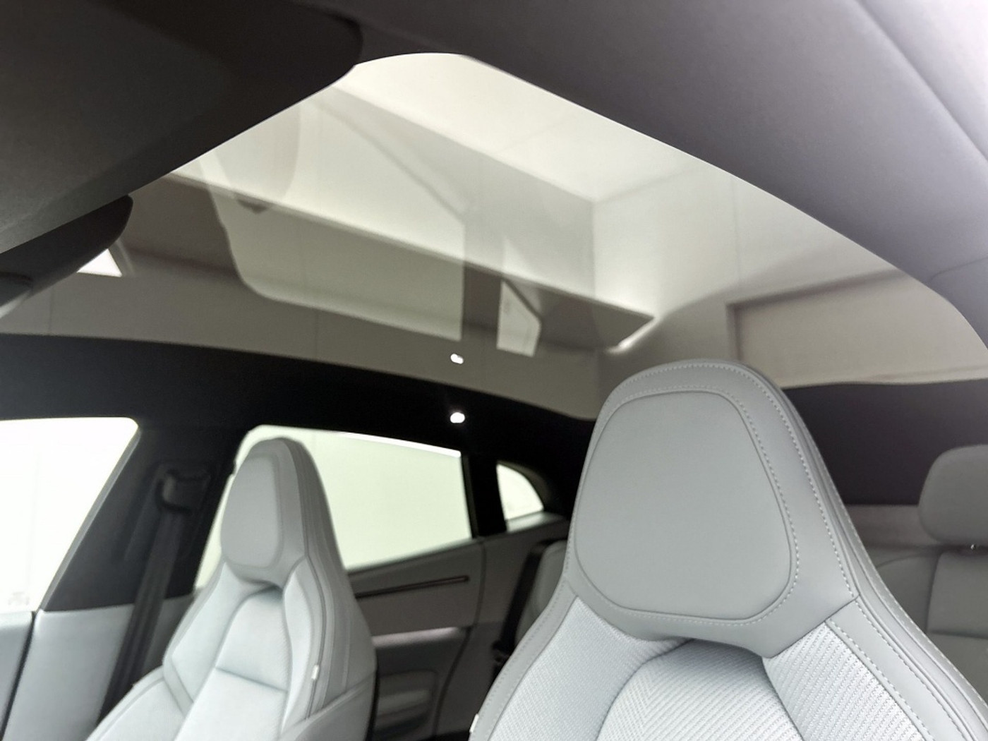 Foto van Polestar Polestar 4