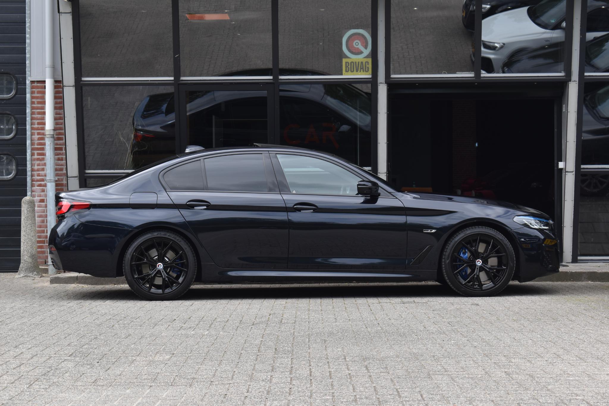 Foto van BMW 545e xDrive