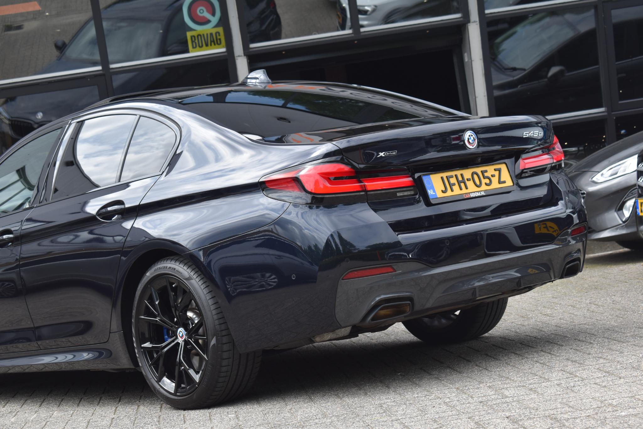 Foto van BMW 545e xDrive