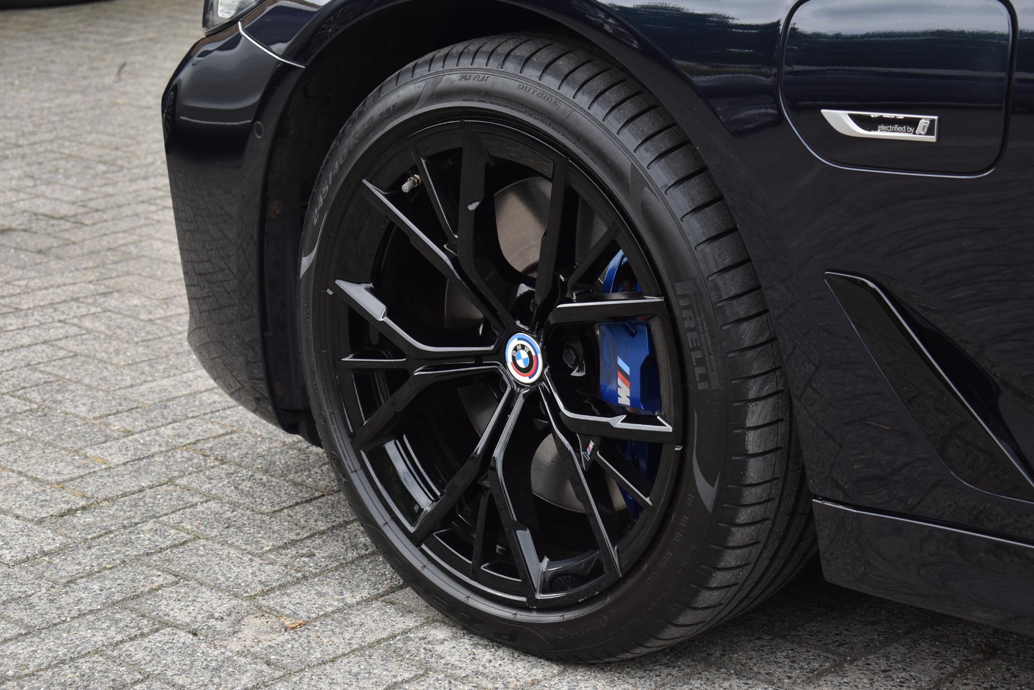 Foto van BMW 545e xDrive