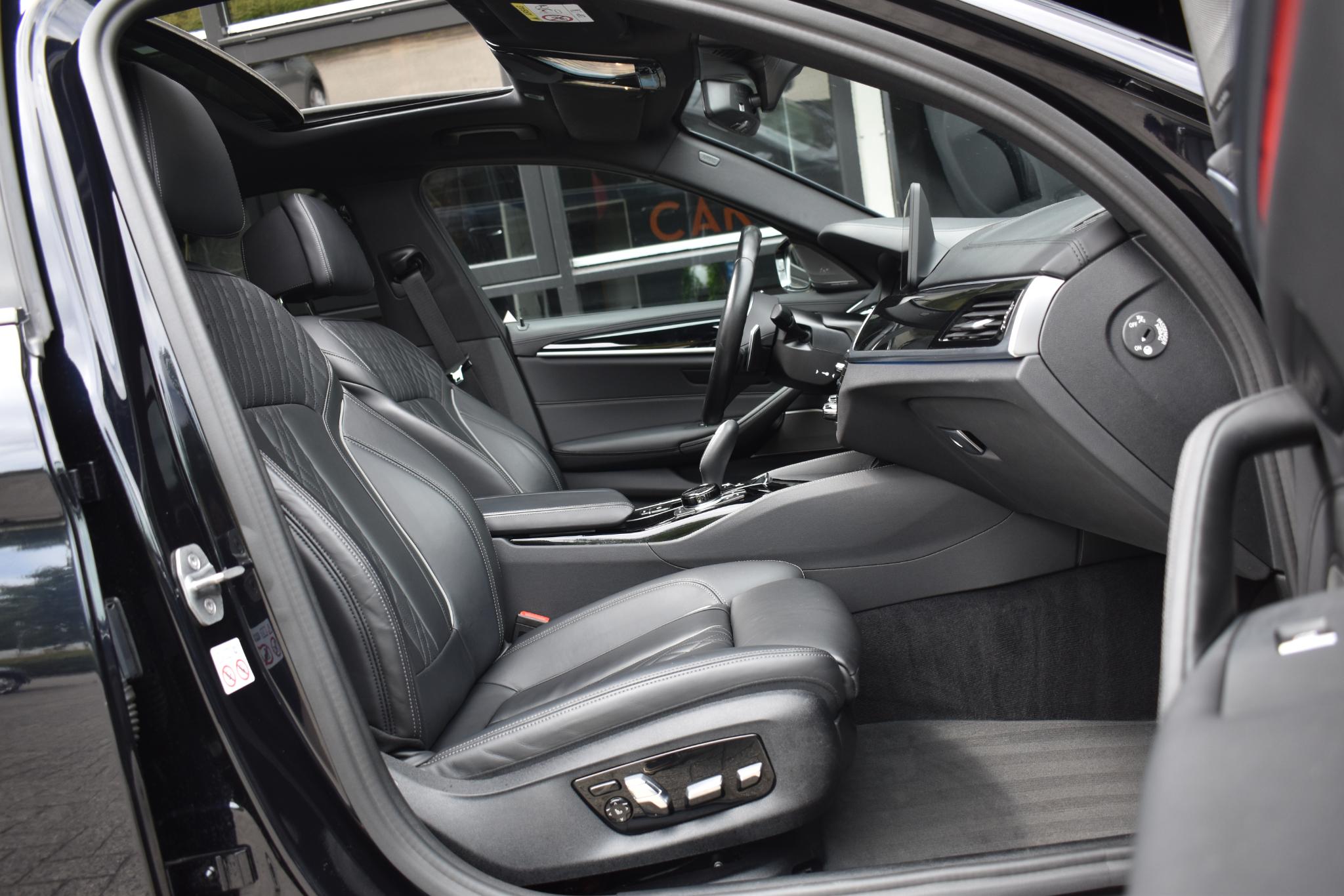 Foto van BMW 545e xDrive