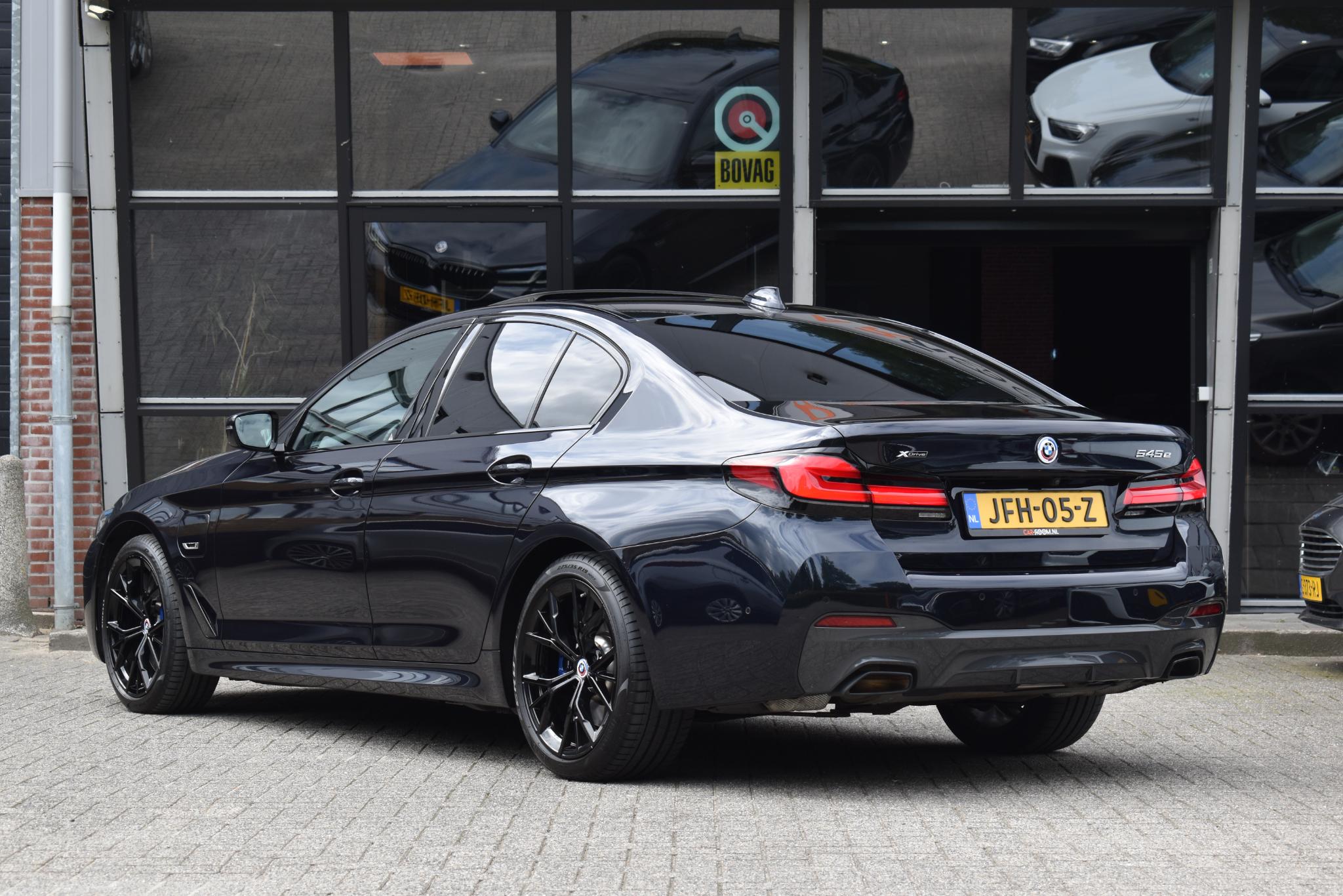 Foto van BMW 545e xDrive