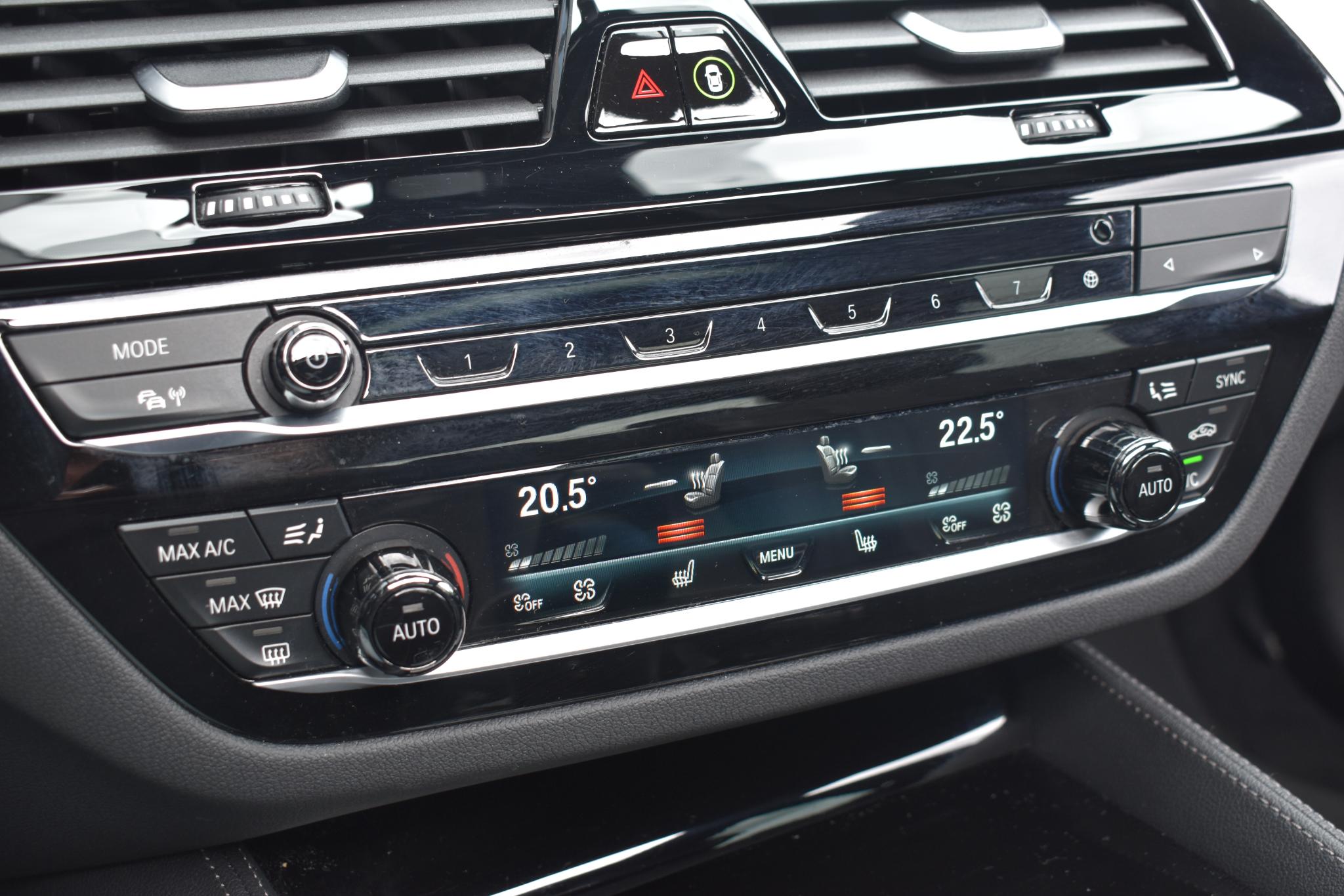 Foto van BMW 545e xDrive