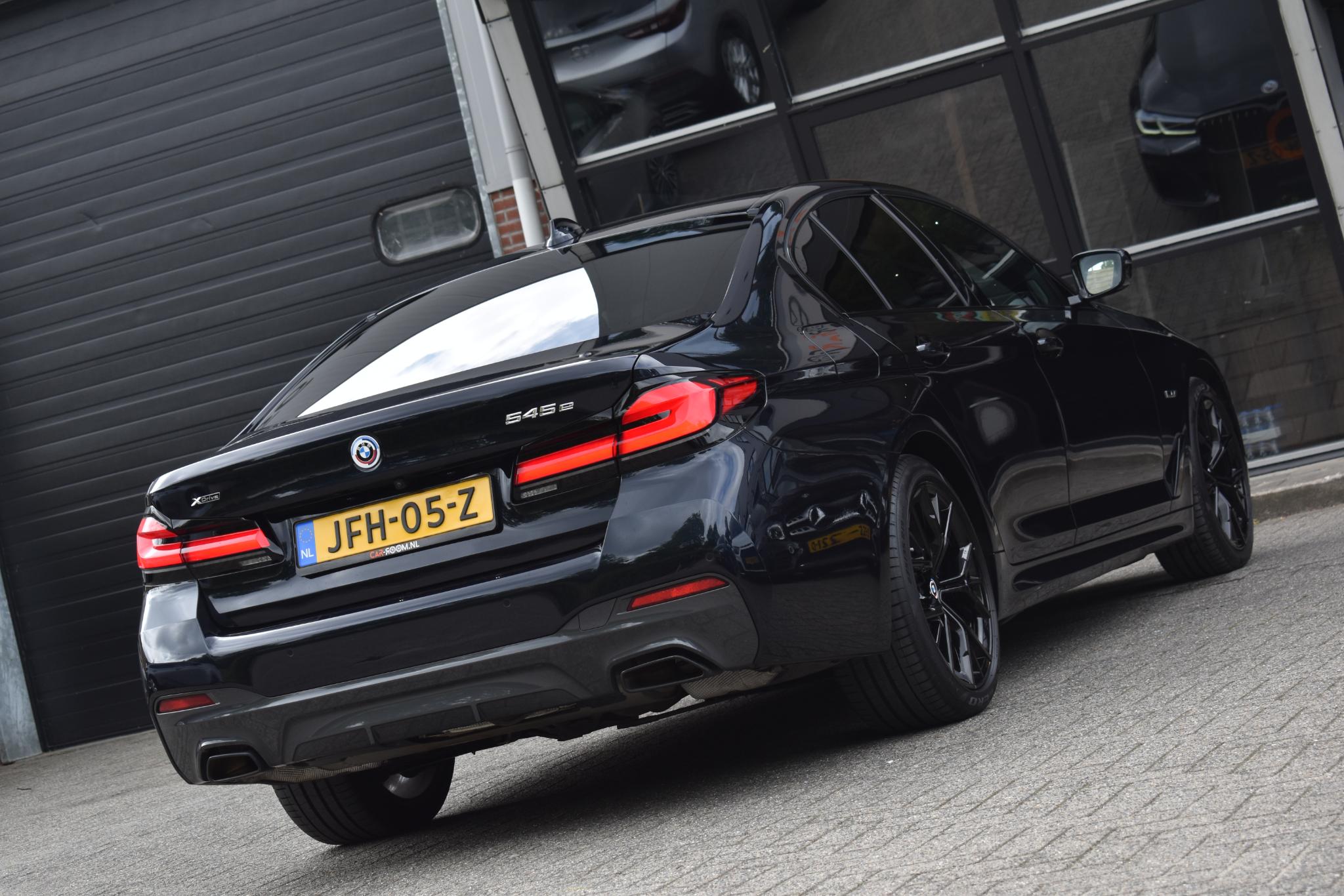 Foto van BMW 545e xDrive