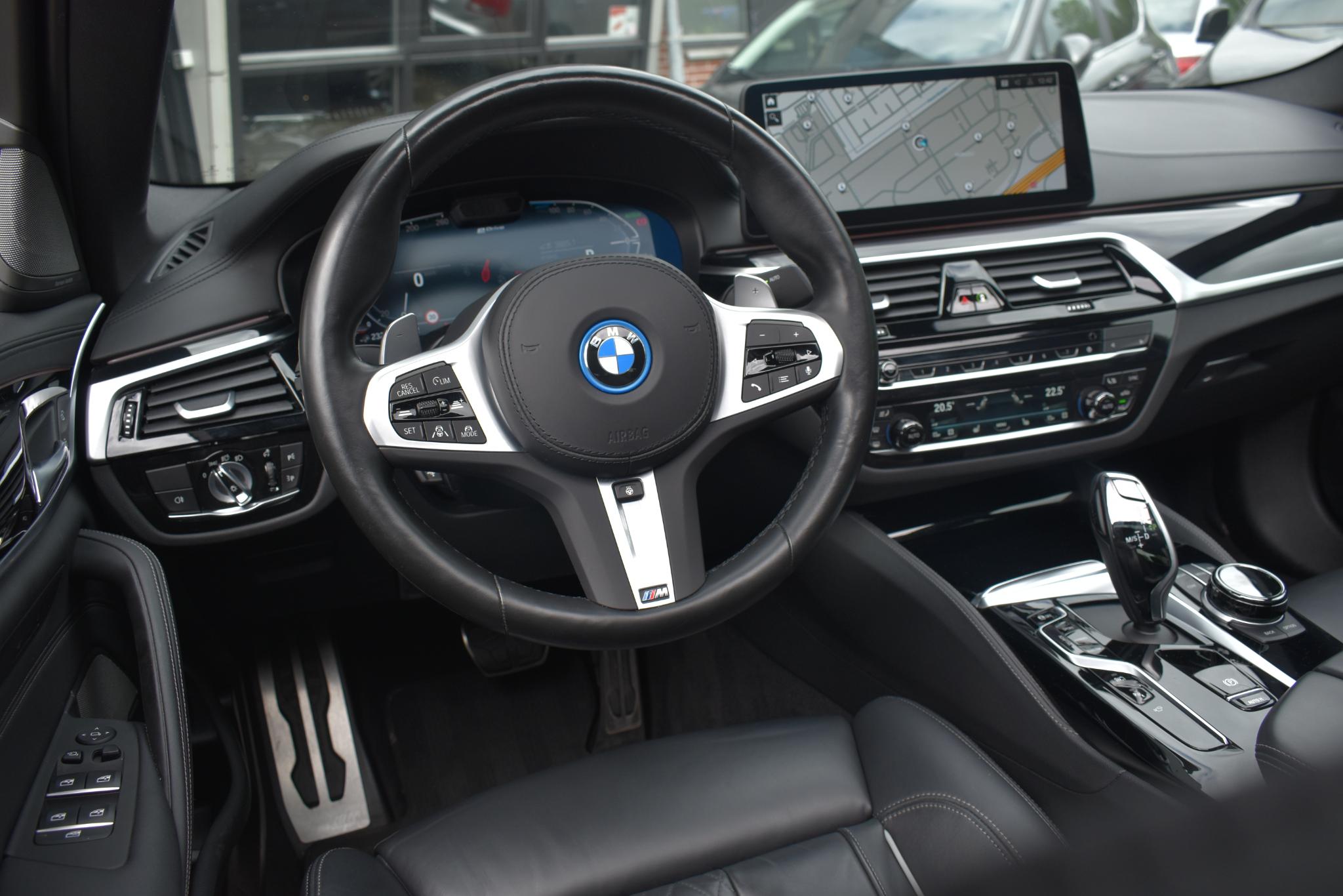 Foto van BMW 545e xDrive