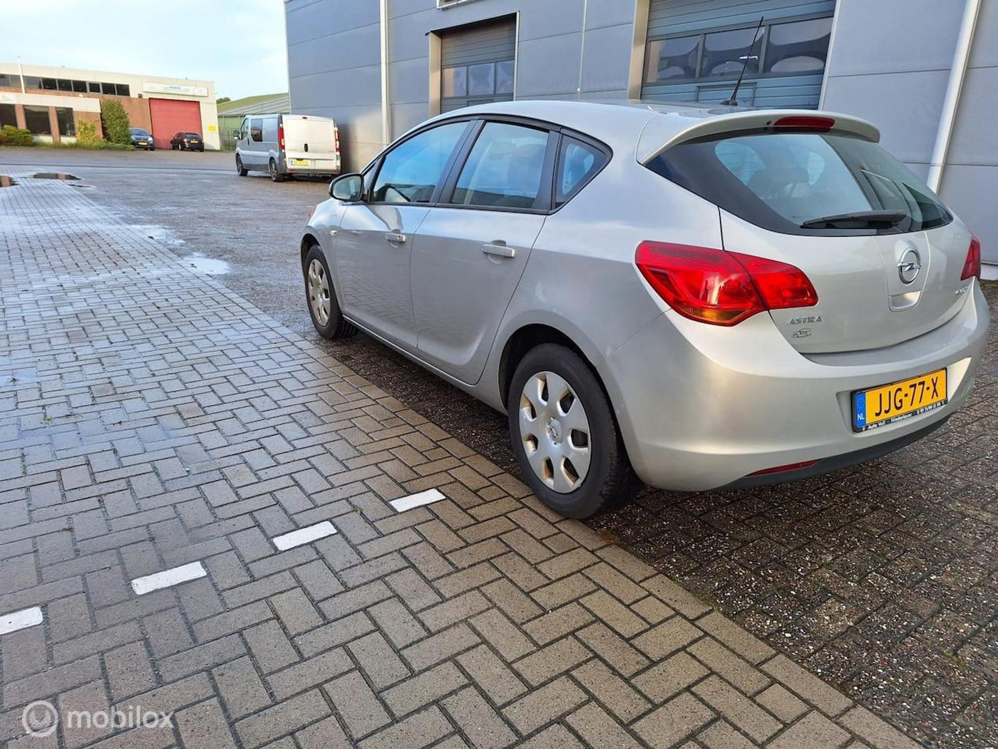 Foto van Opel Astra
