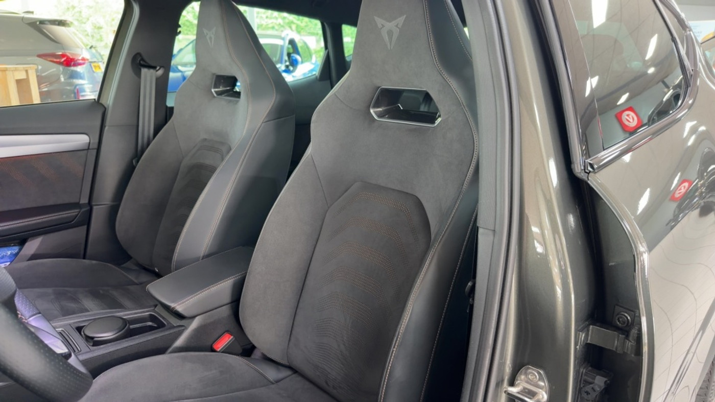Foto van Cupra Formentor VZ E-hybrid
