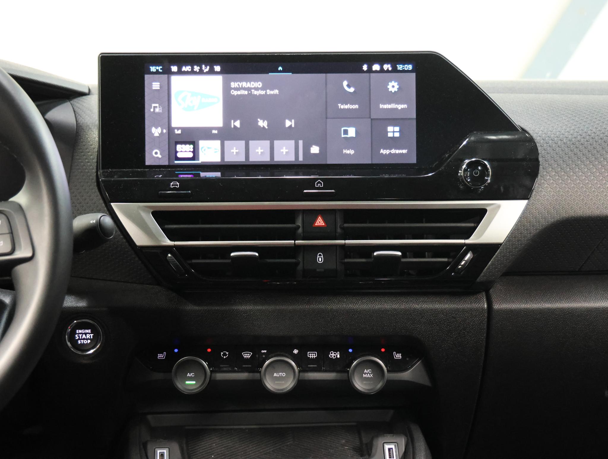 Foto van Citroen E-c4