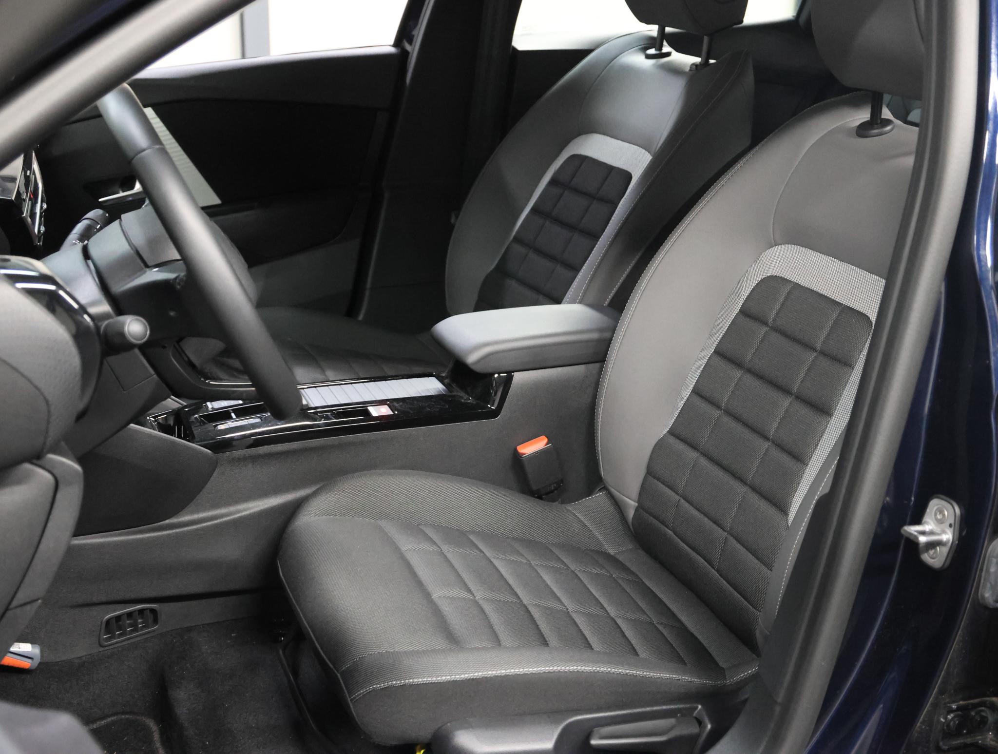 Foto van Citroen E-c4