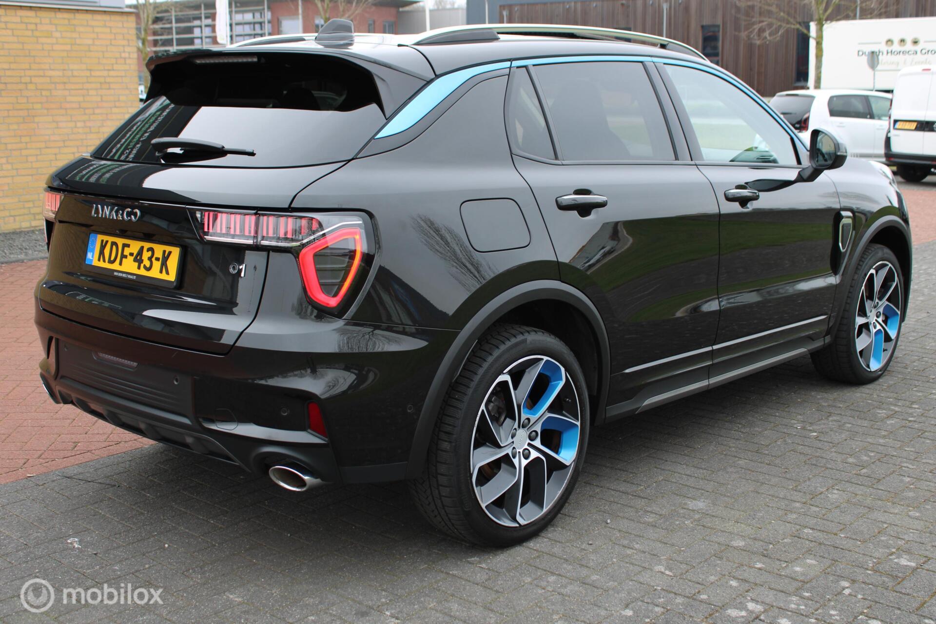 Foto van LYNK & Co 01
