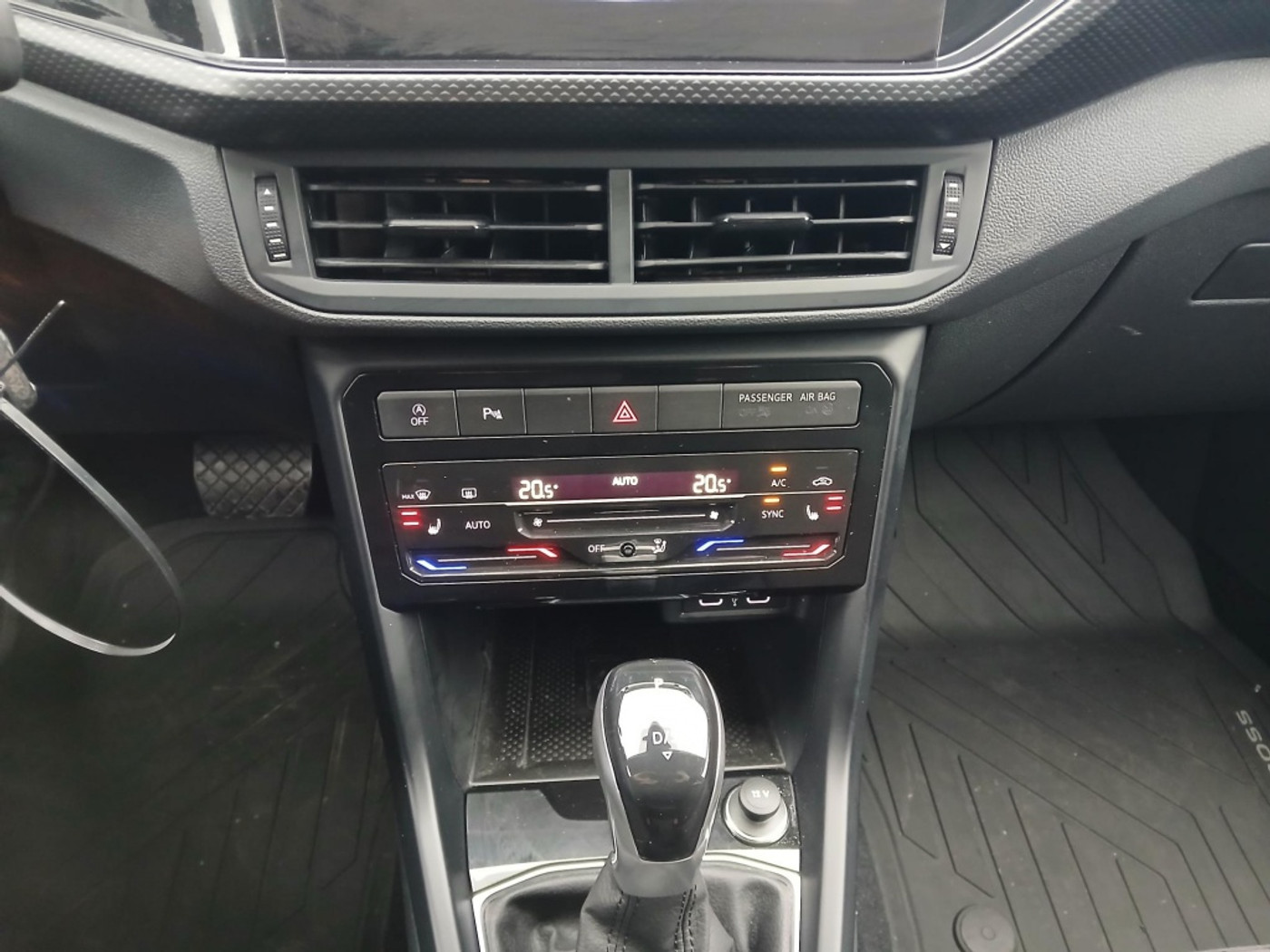 Foto van Volkswagen T-cross