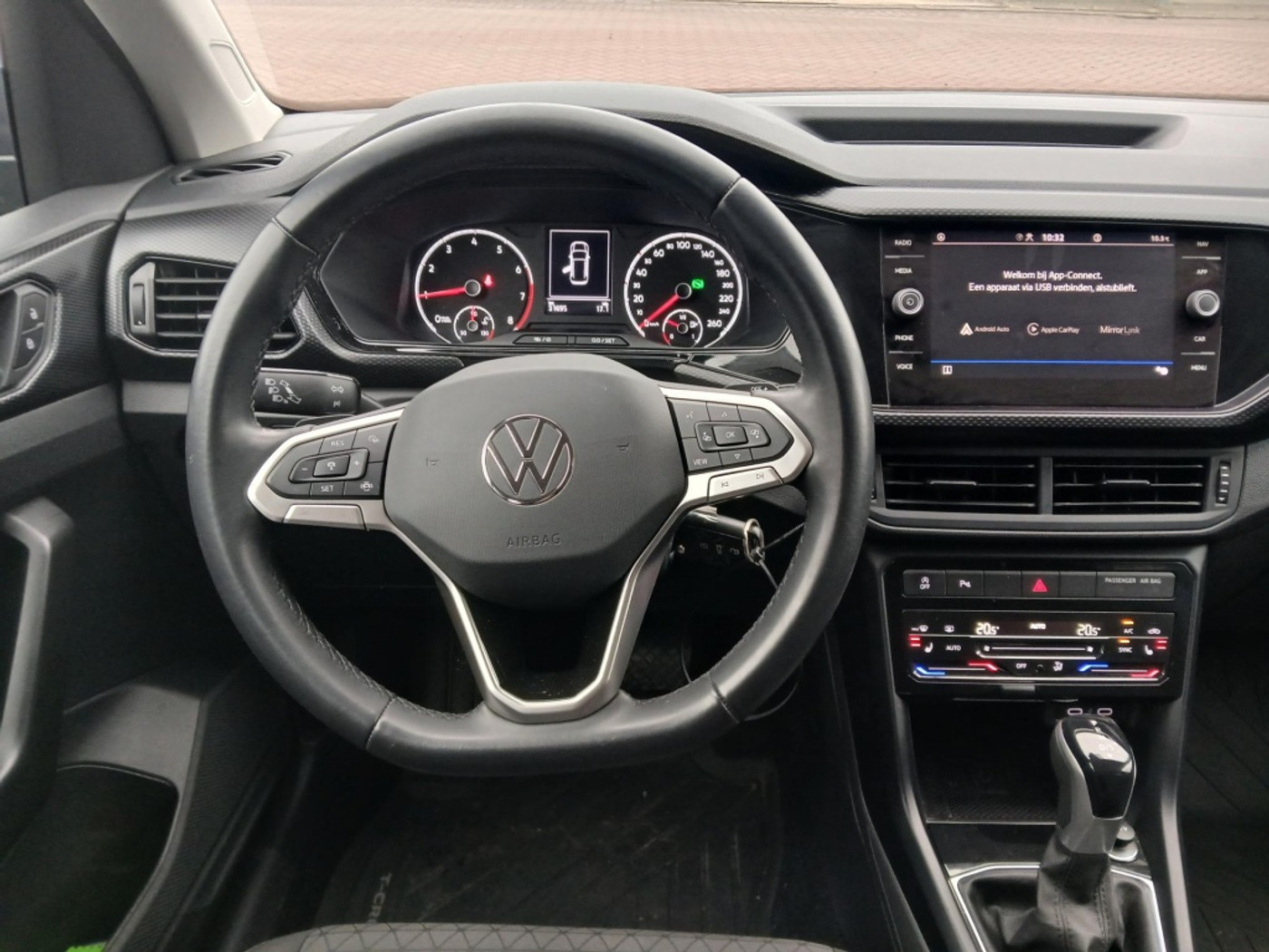 Foto van Volkswagen T-cross