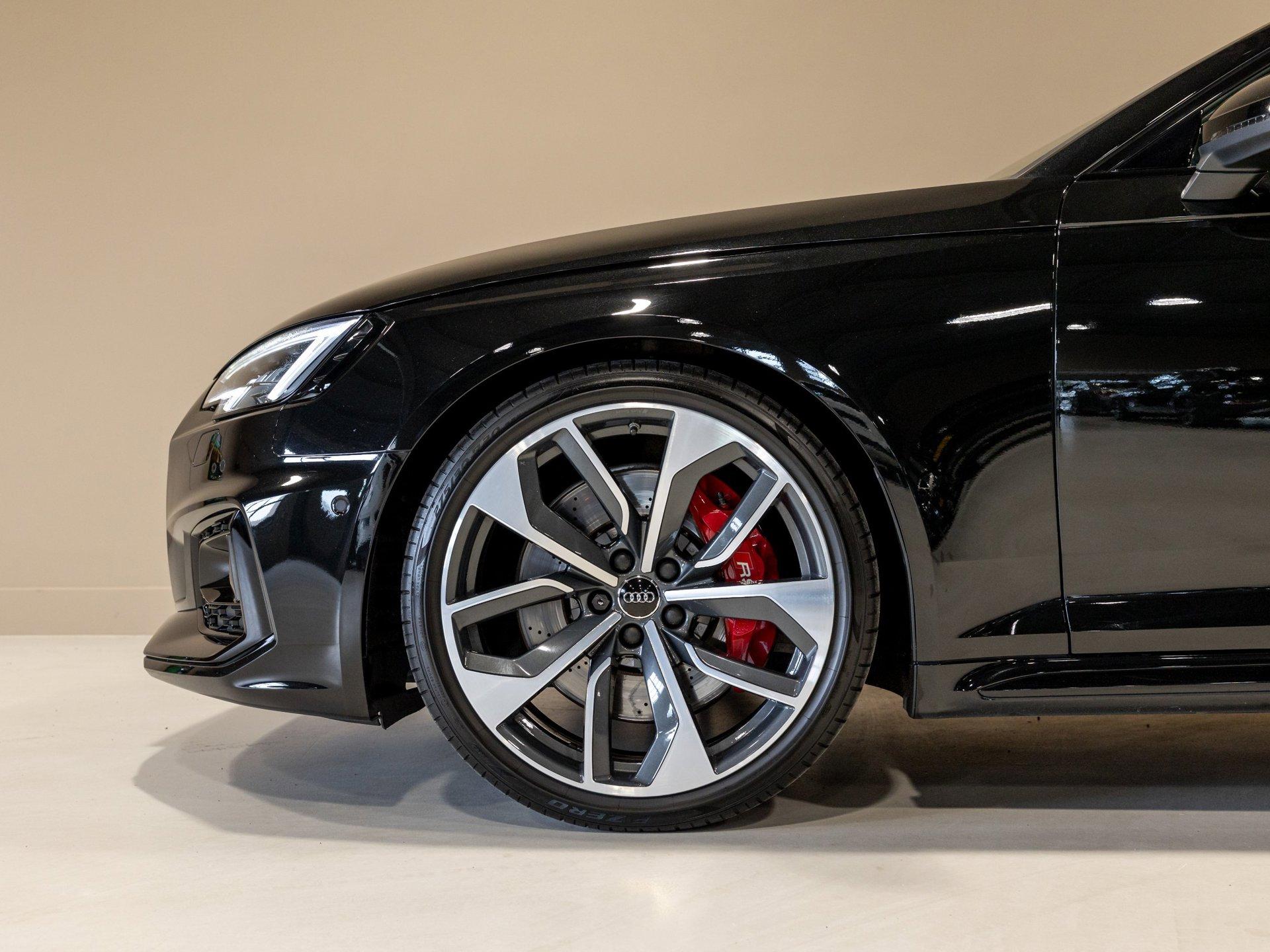 Foto van Audi RS 4 Avant