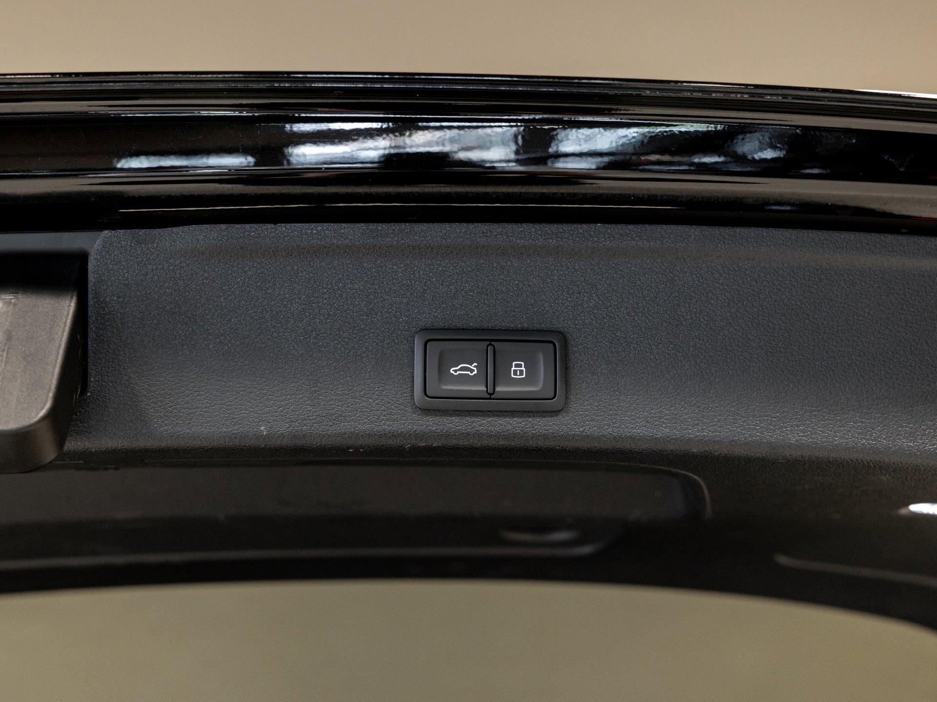 Foto van Audi RS 4 Avant