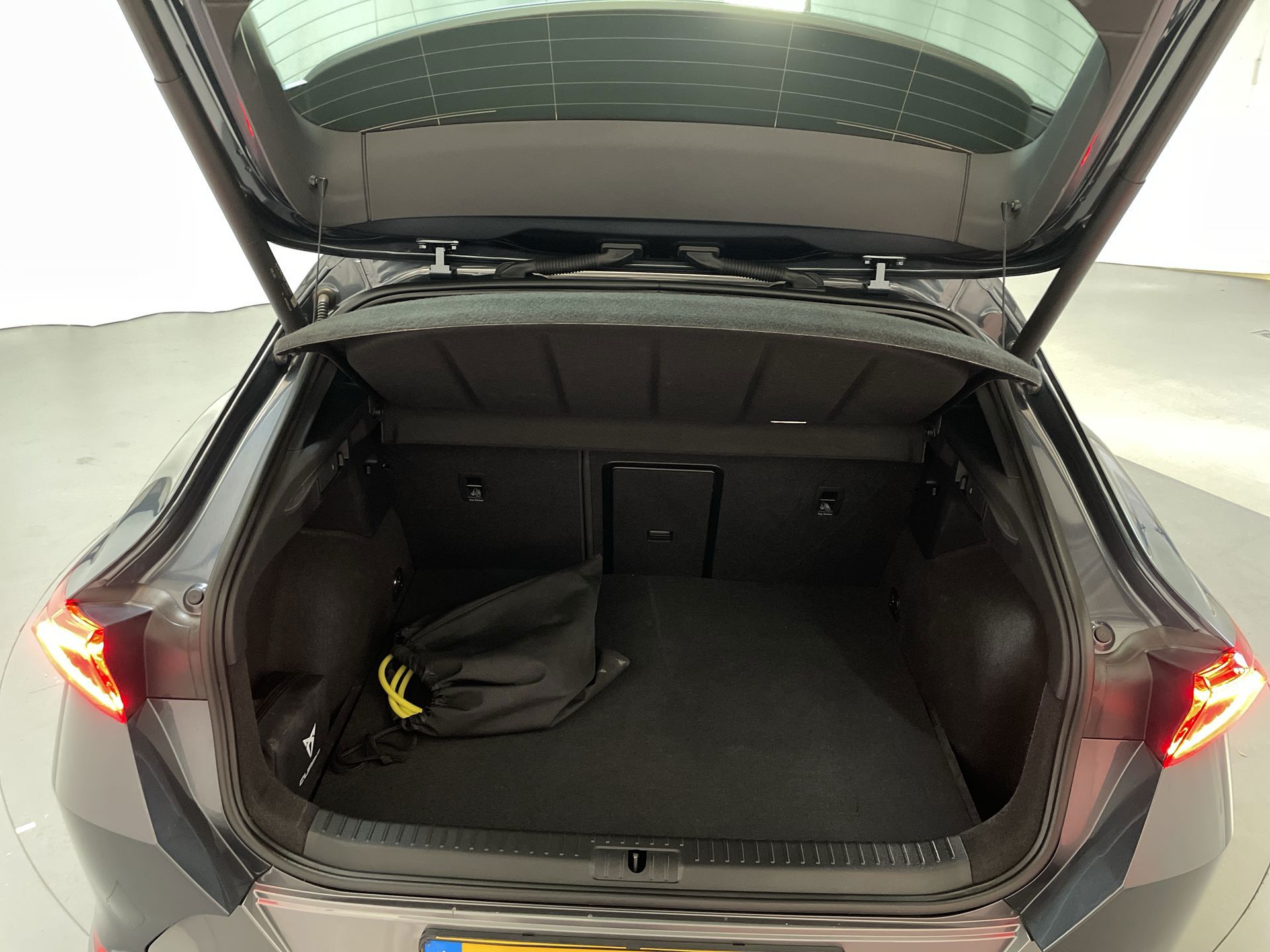 Foto van Cupra Formentor VZ E-hybrid