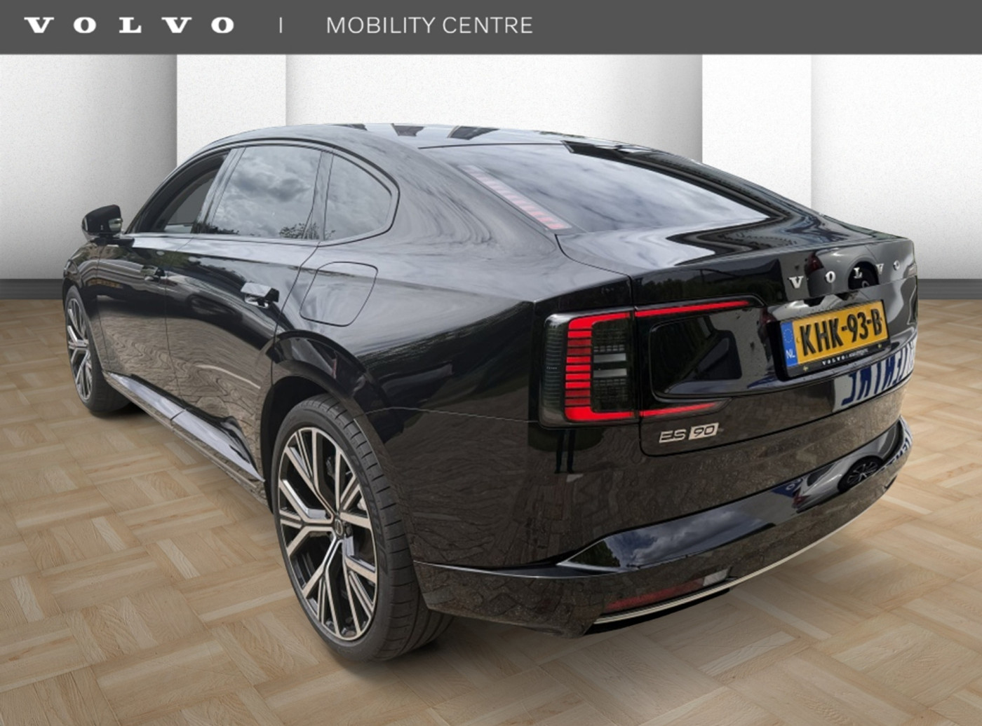Foto van Volvo Es90