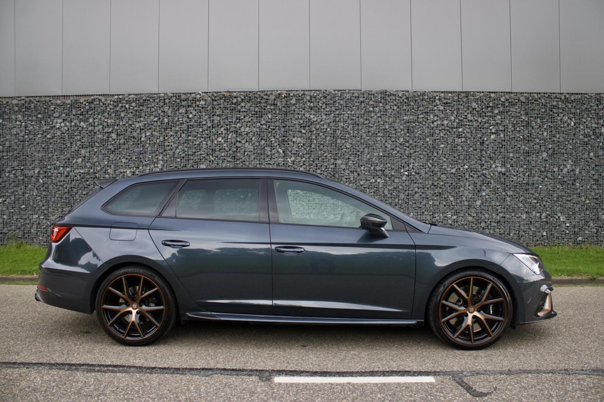 Foto van Seat Leon Sportourer ST