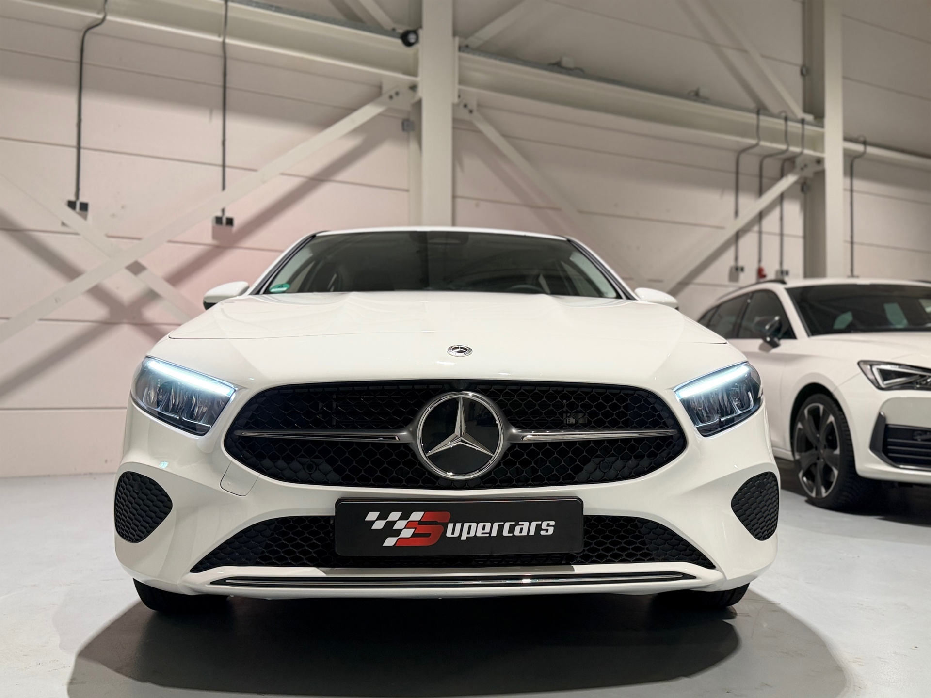 Foto van Mercedes-Benz A 250 E