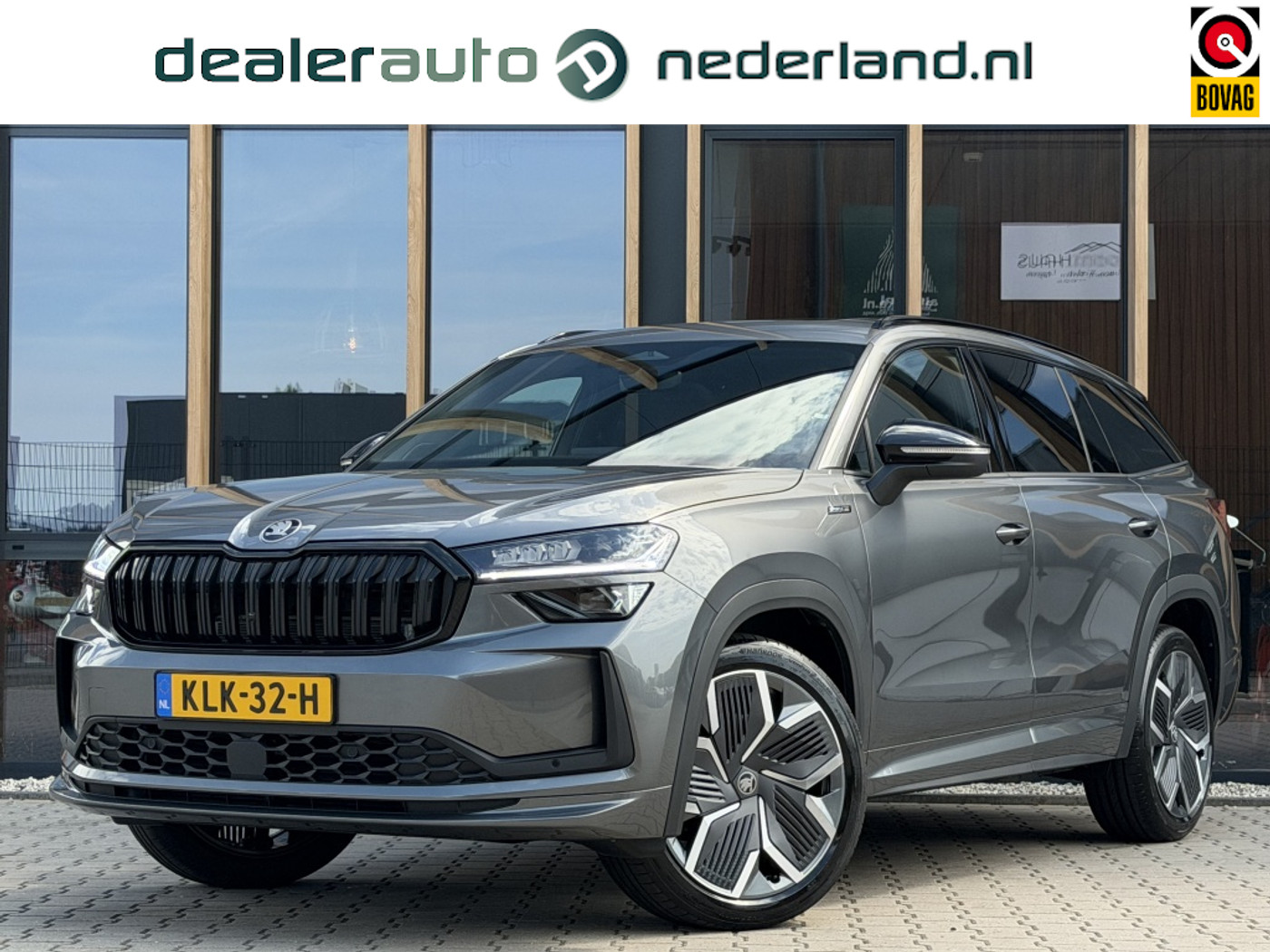 Skoda Kodiaq 1.5 TSI MHEV Sportline Business 7p 150PK DSG Panoramadak | Trekh 2026 - voorkant