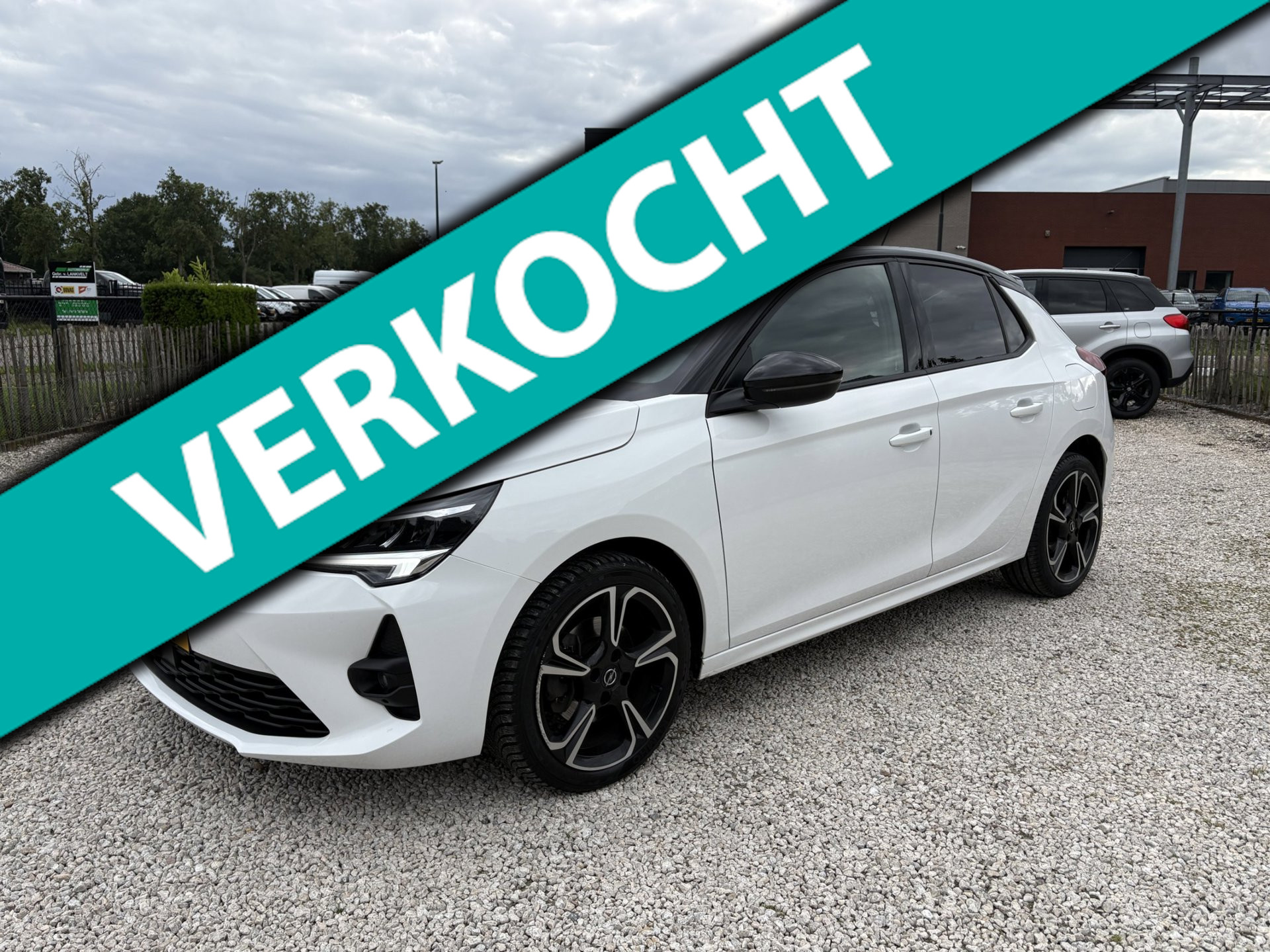 Opel Corsa 1.2 101pk GS Line Sport Apple Carplay, Camera, LED 2021 - voorkant