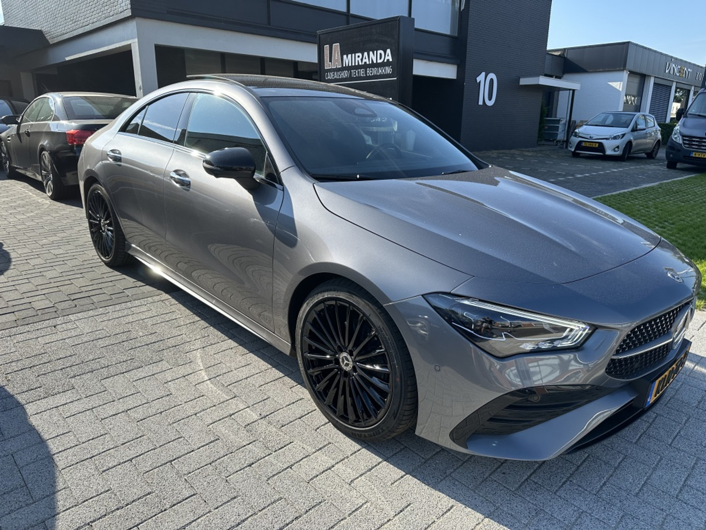 Mercedes-Benz Cla 180 180 Star Edition AMG Line Plus 2025 - voorkant