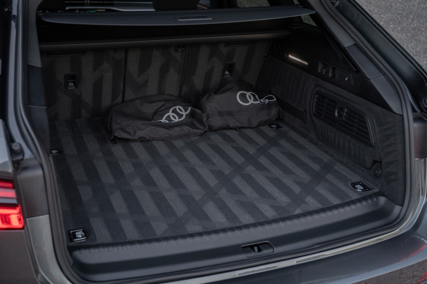 Foto van Audi A6 Avant 55 TFSI E