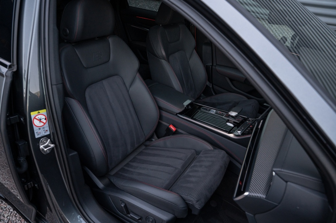 Foto van Audi A6 Avant 55 TFSI E