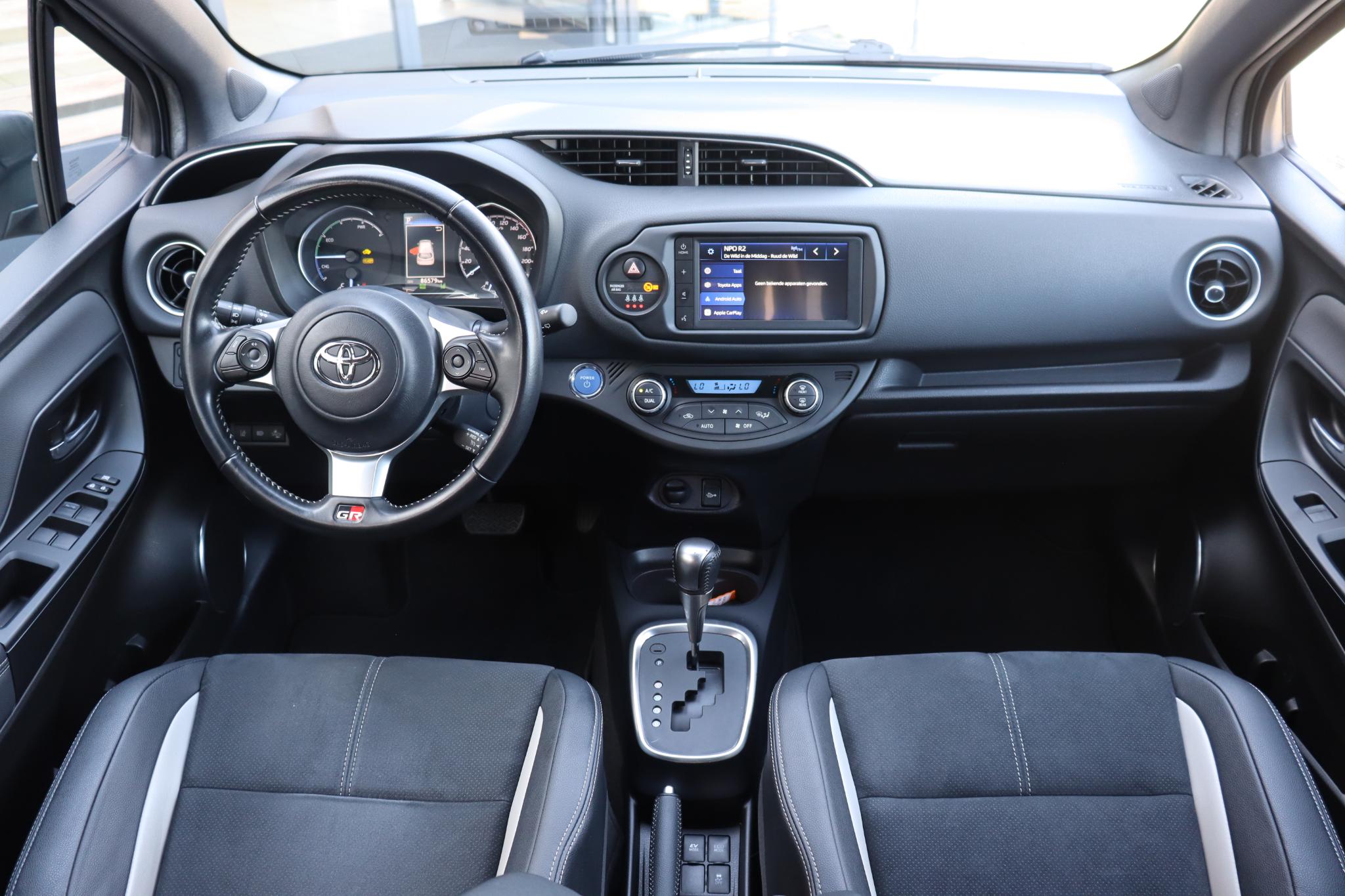 Foto van Toyota Toyota Yaris Hybrid