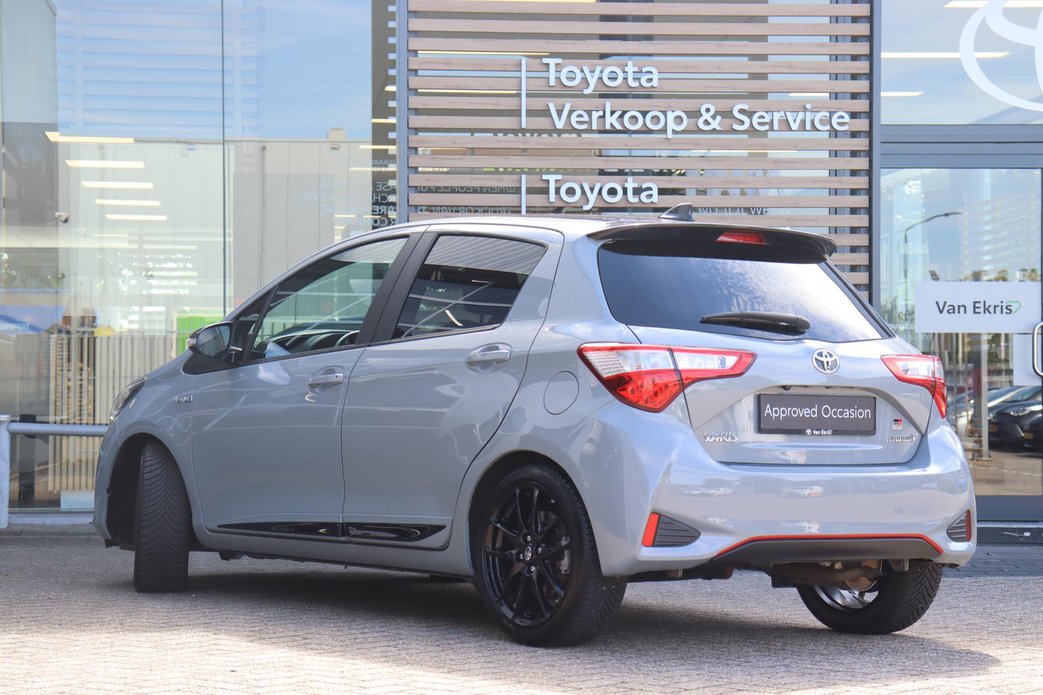Foto van Toyota Toyota Yaris Hybrid