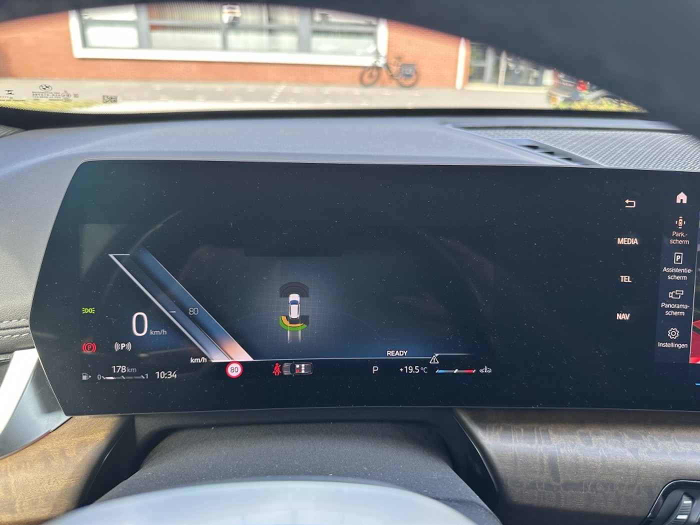 Foto van BMW X1 sDrive 18i