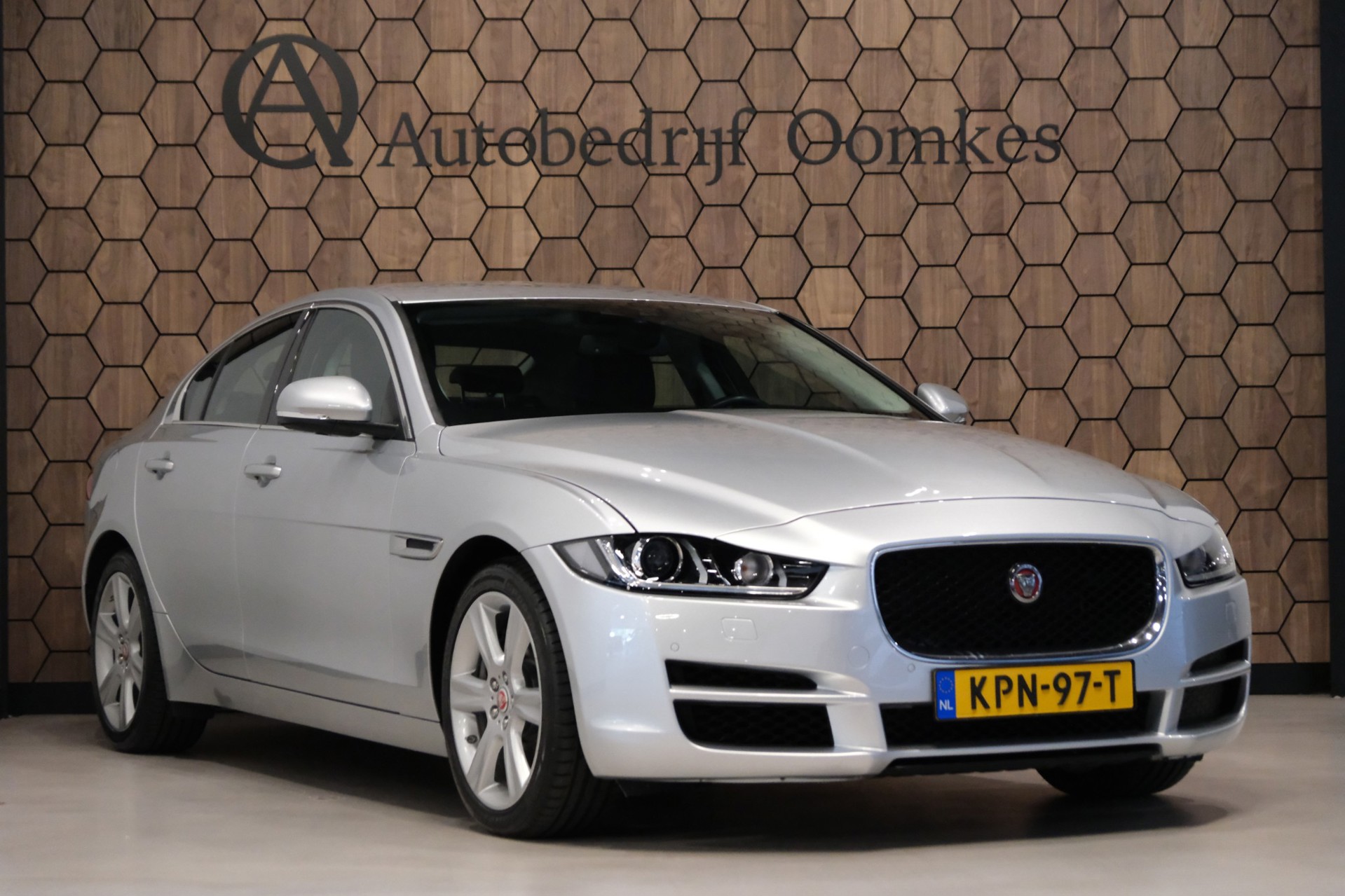 Foto van Jaguar Jaguar Xe