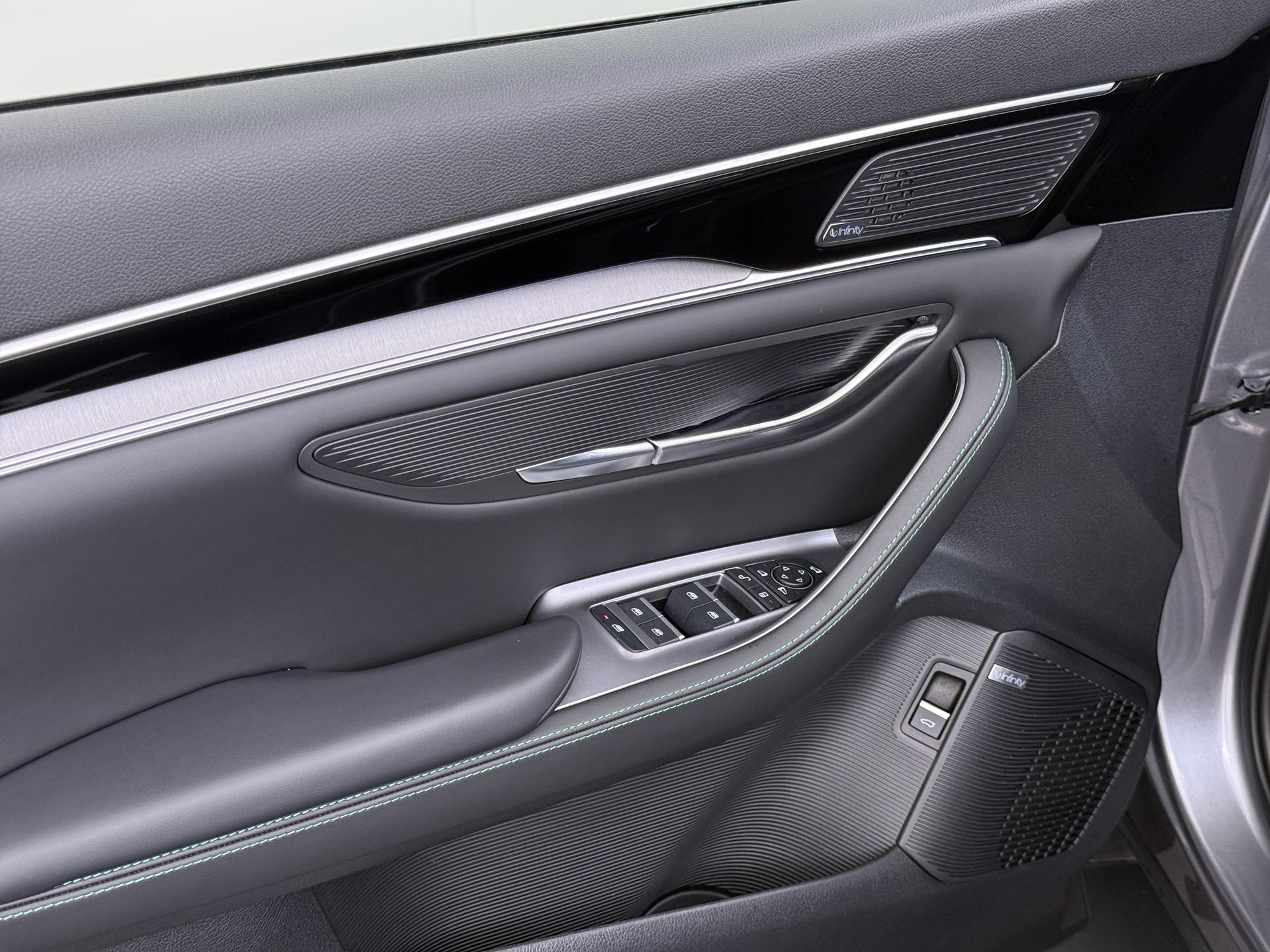 Foto van BYD BYD Seal U Dm-i