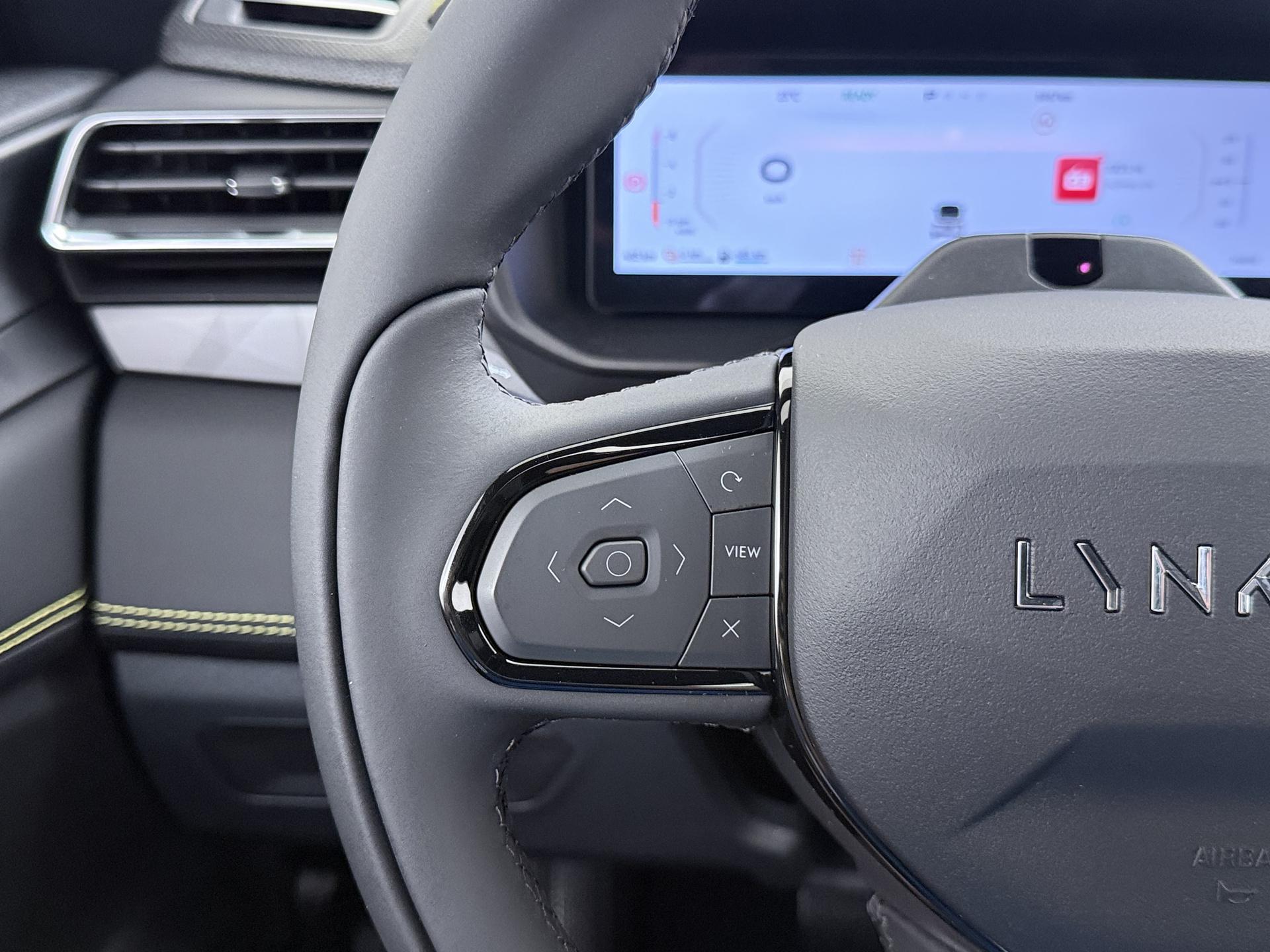 Foto van Lynk&co LYNK & Co 01