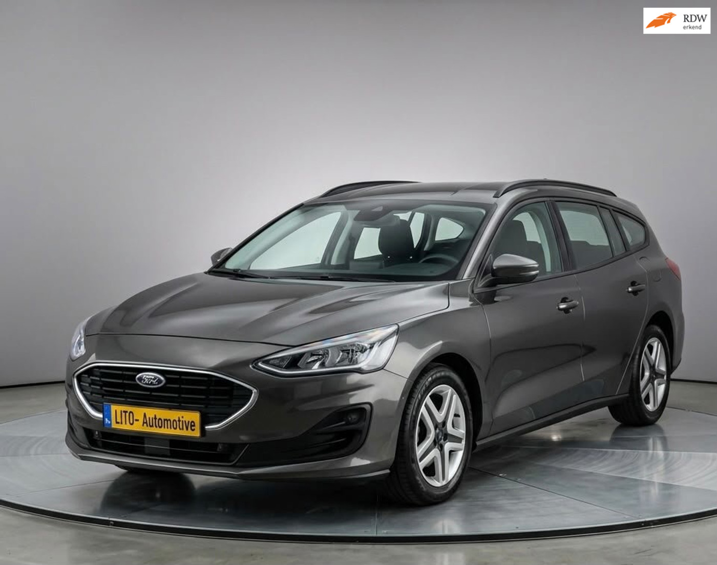 Ford Focus 1.0  Hybrid|TITANIUM|CARPLAY|AIRCO|NAVI| 2022 - voorkant
