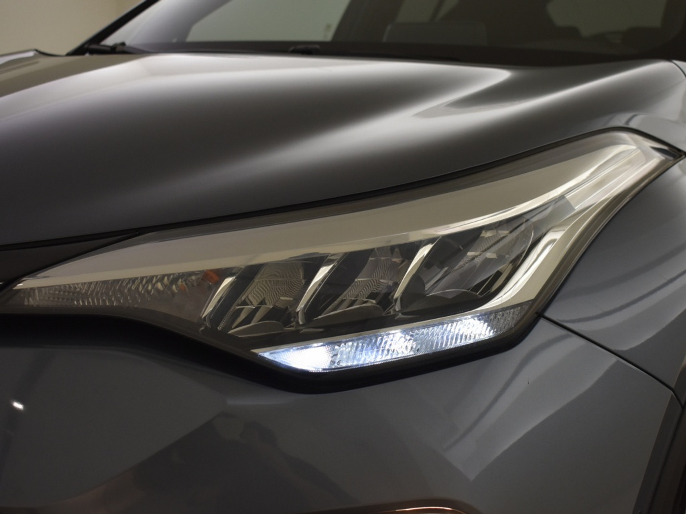 Foto van Toyota C-hr