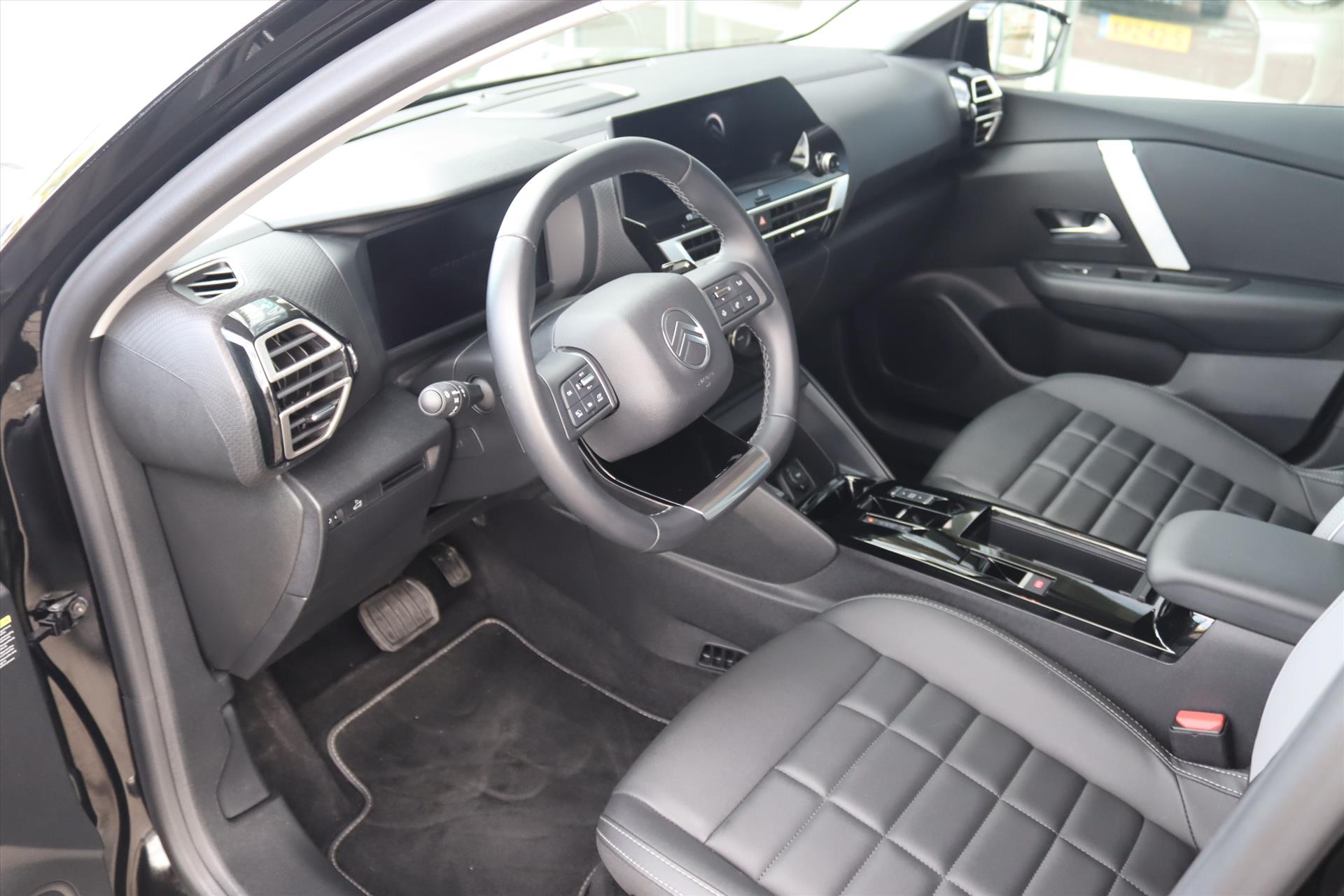 Foto van Citroen C4 X