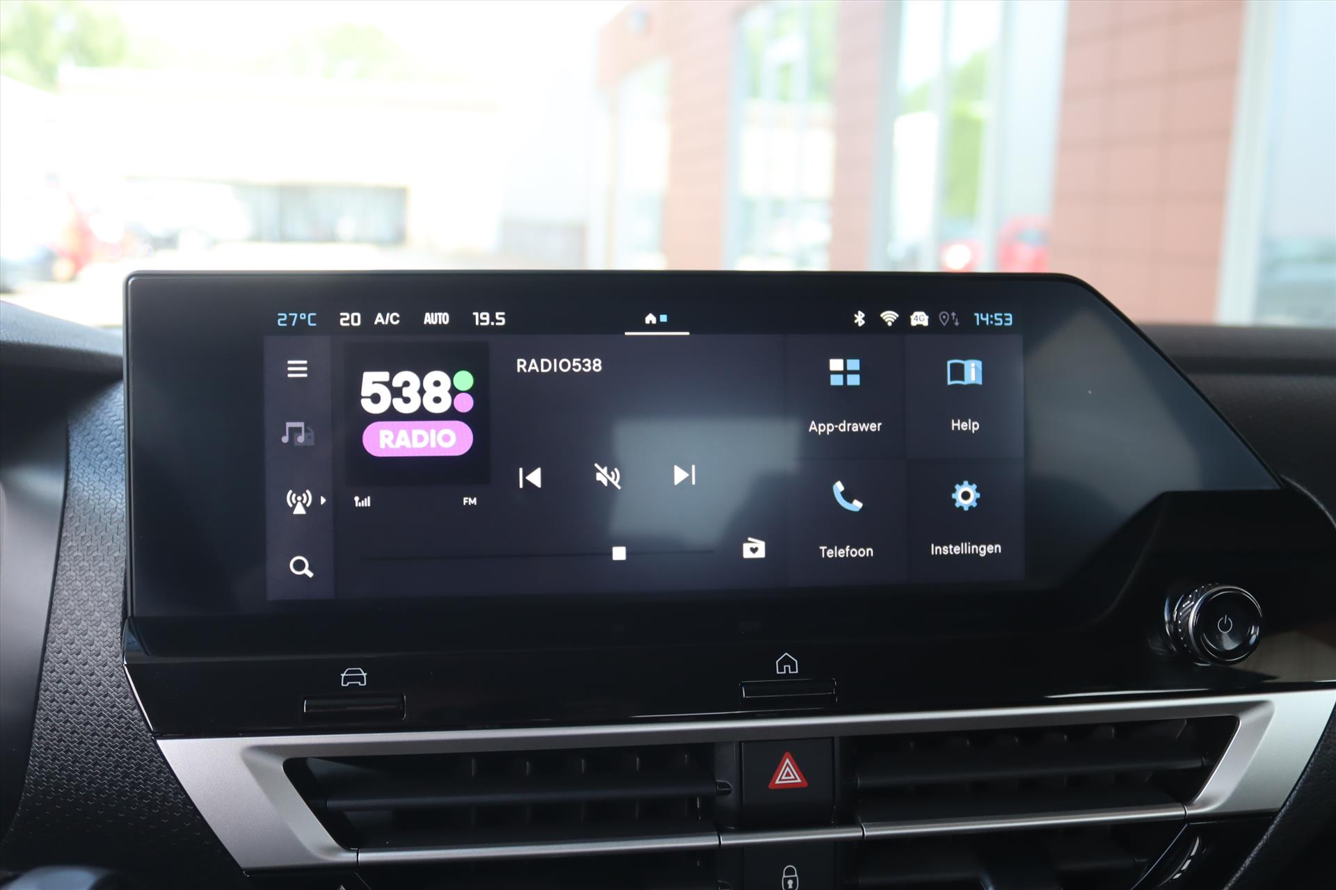 Foto van Citroen C4 X