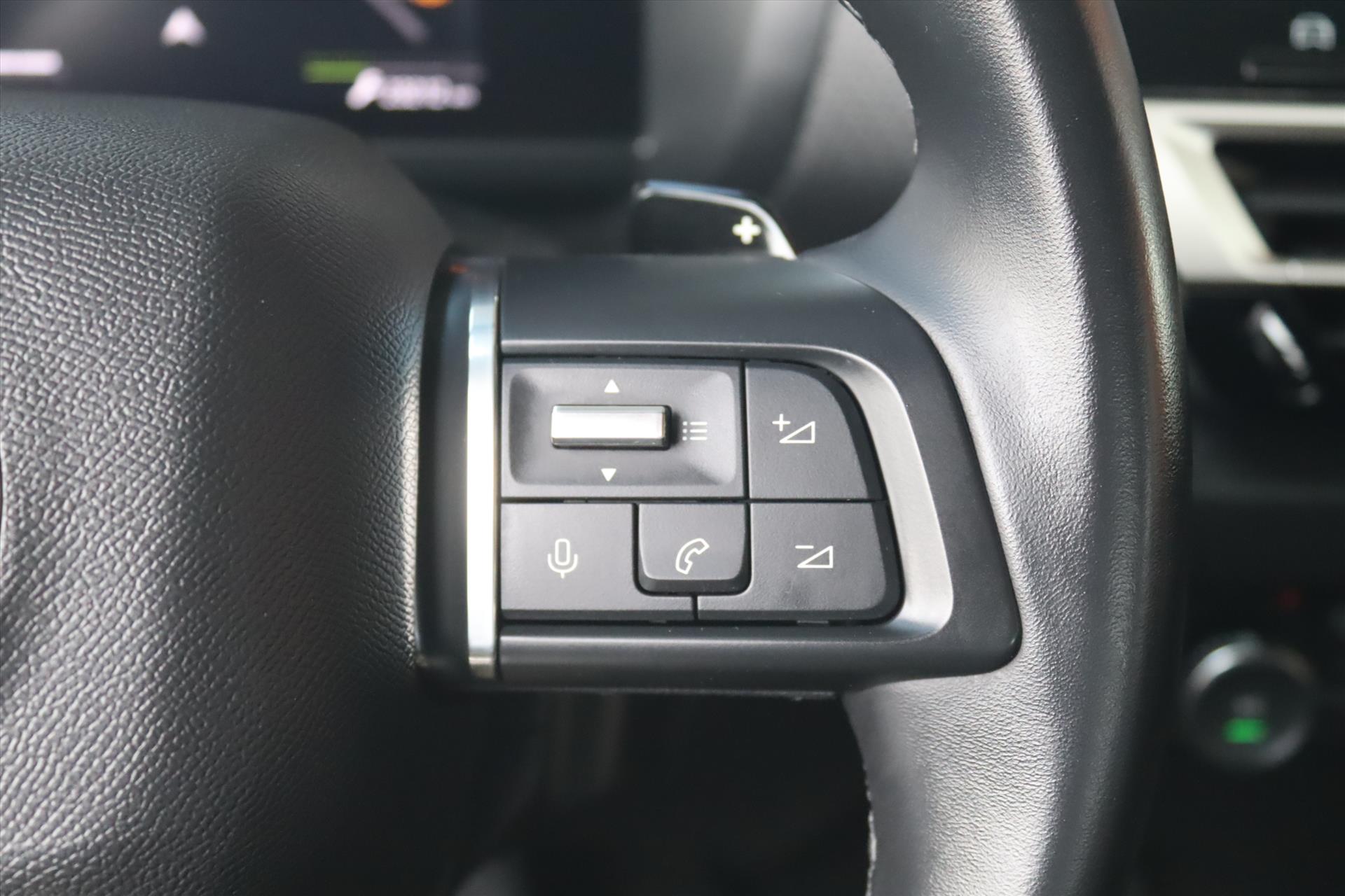Foto van Citroen C4 X