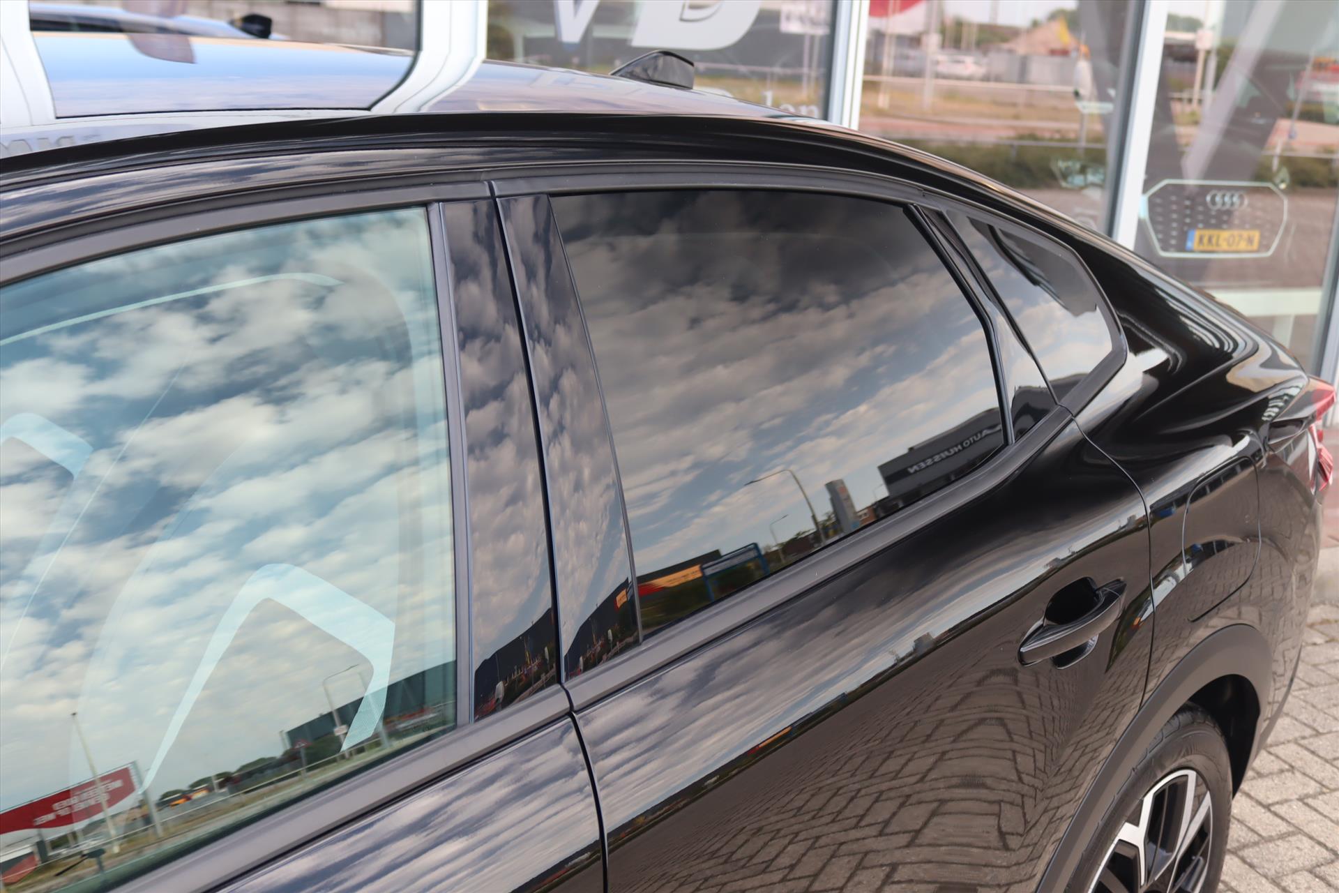 Foto van Citroen C4 X