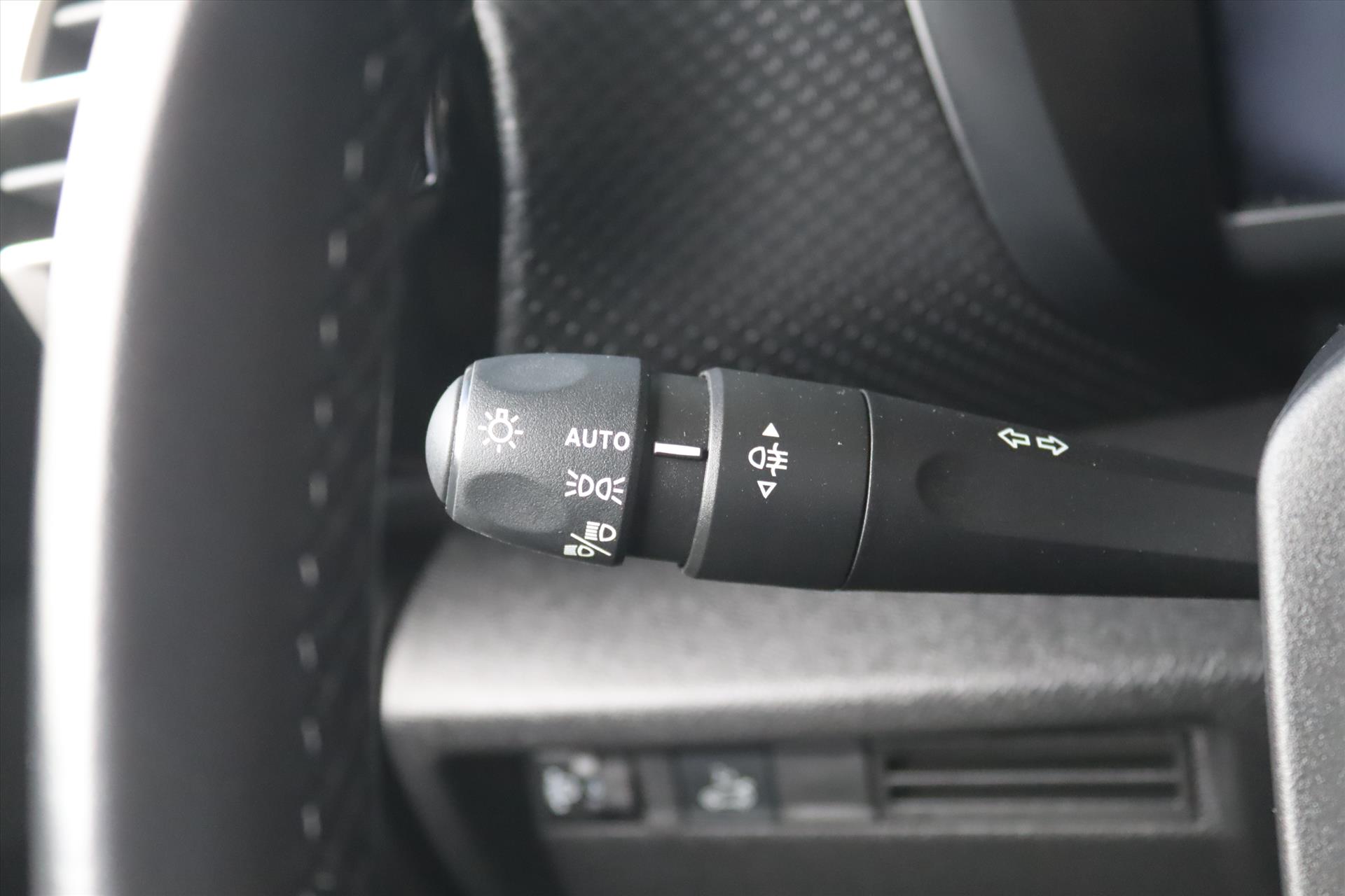 Foto van Citroen C4 X