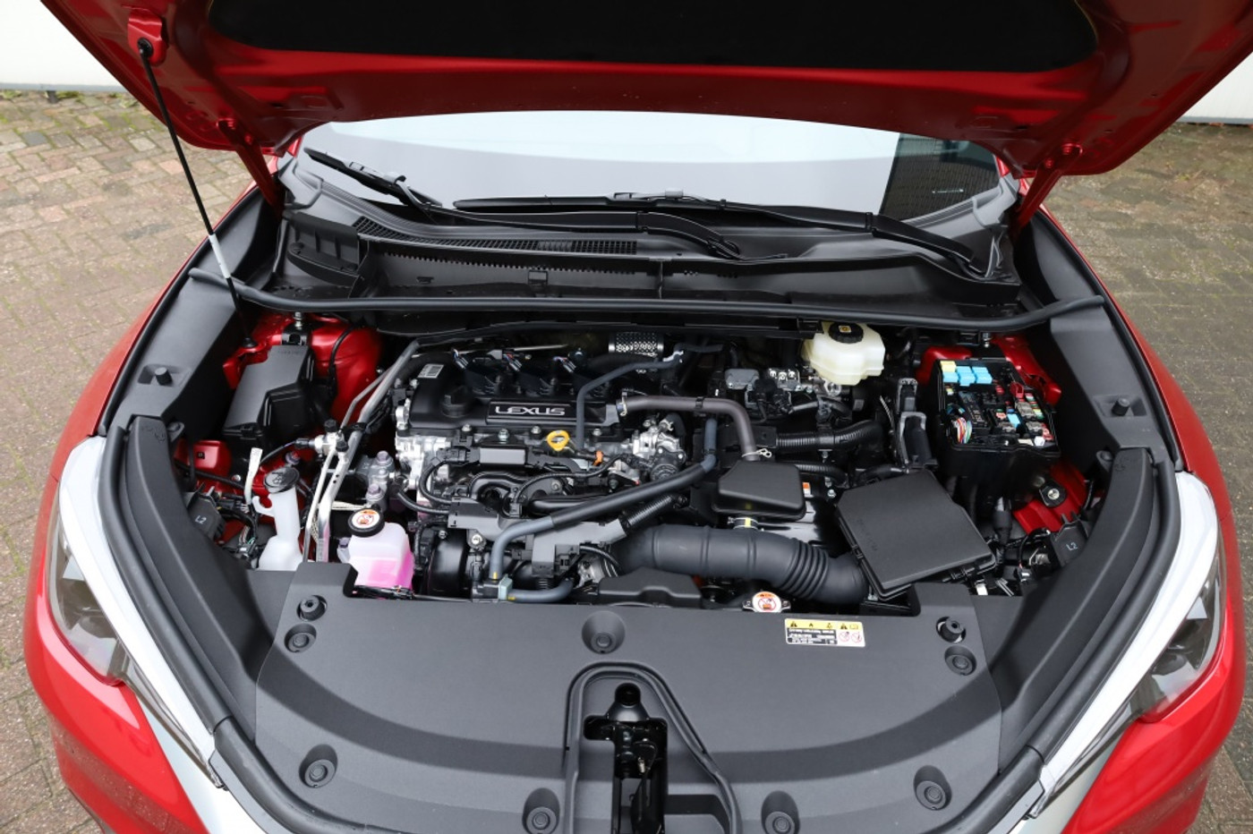 Foto van Lexus Lexus LBX