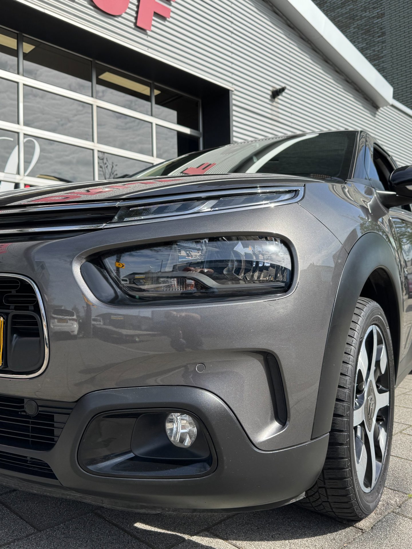 Foto van Citroen C4 Cactus