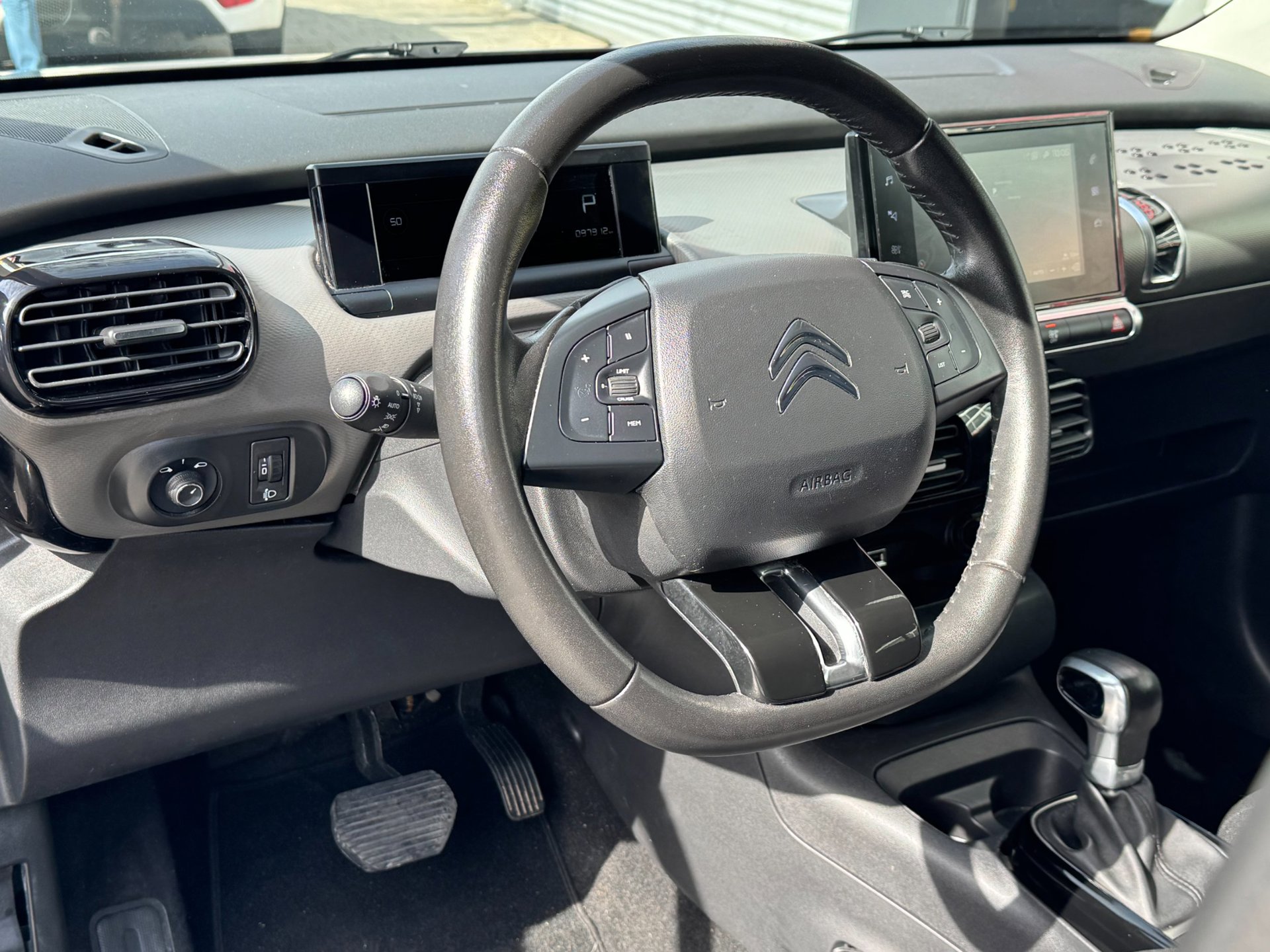 Foto van Citroen C4 Cactus