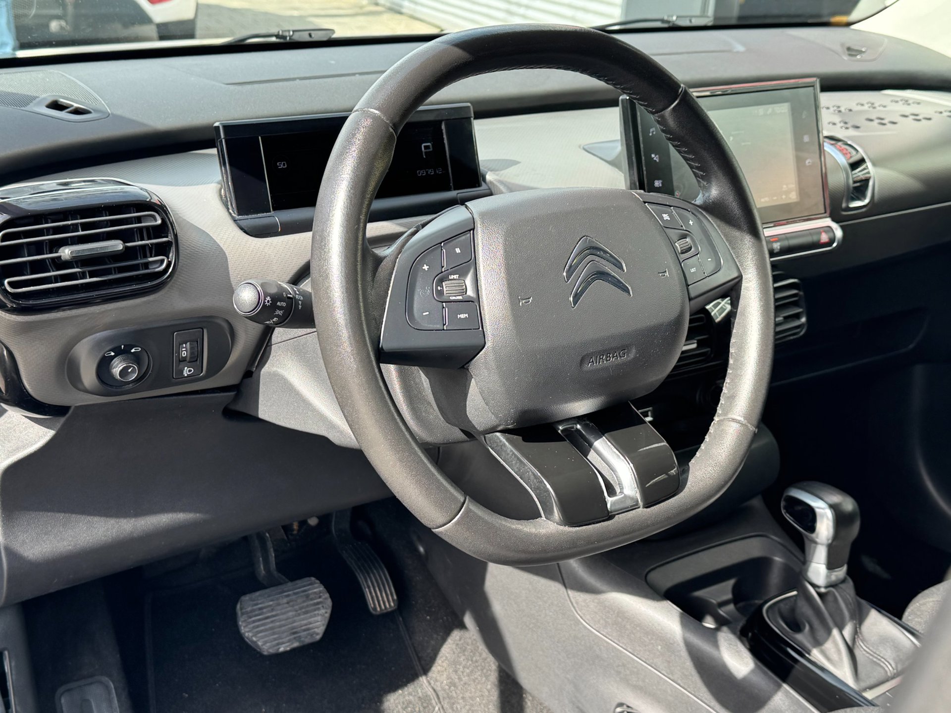Foto van Citroen C4 Cactus