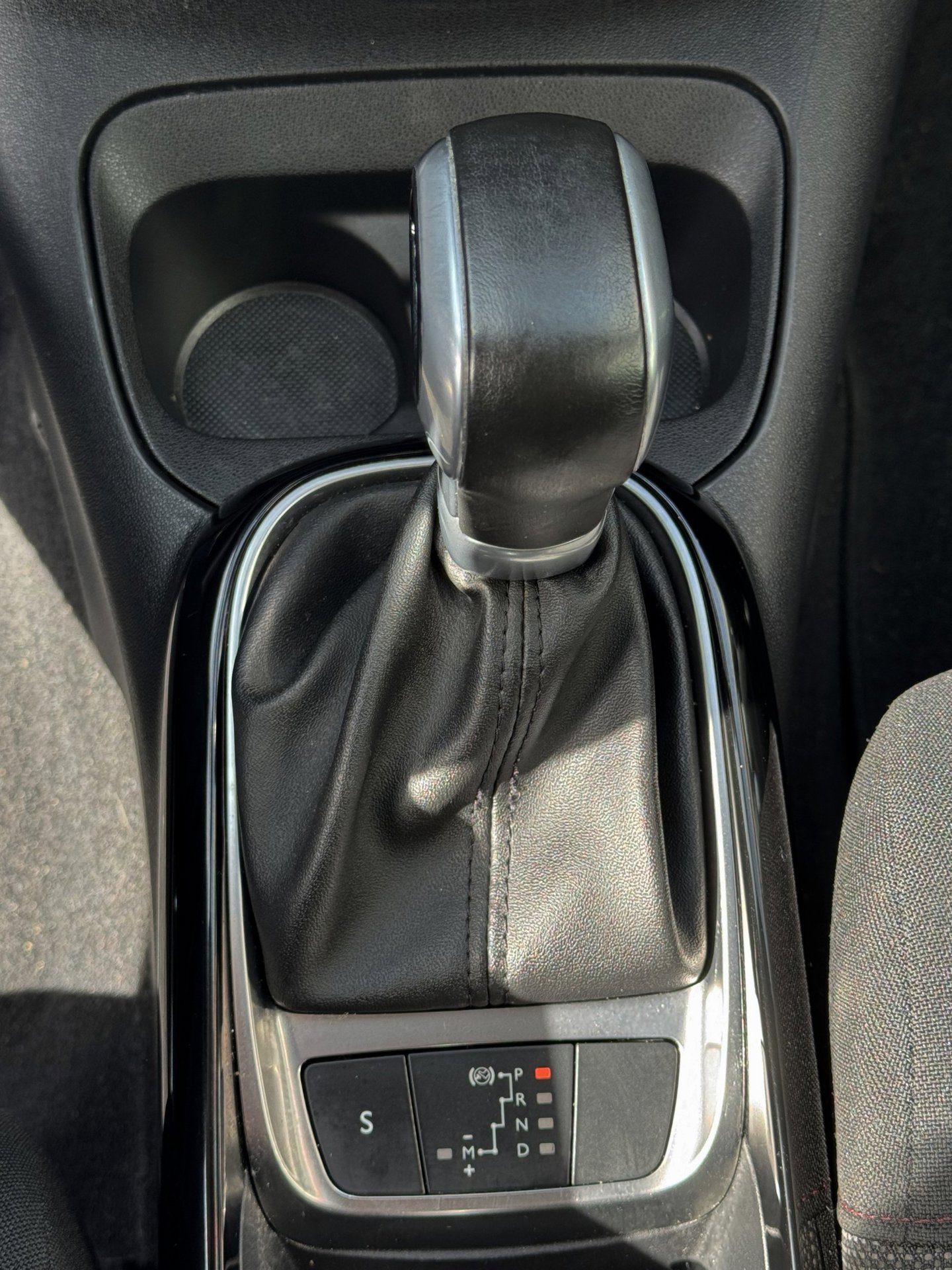 Foto van Citroen C4 Cactus