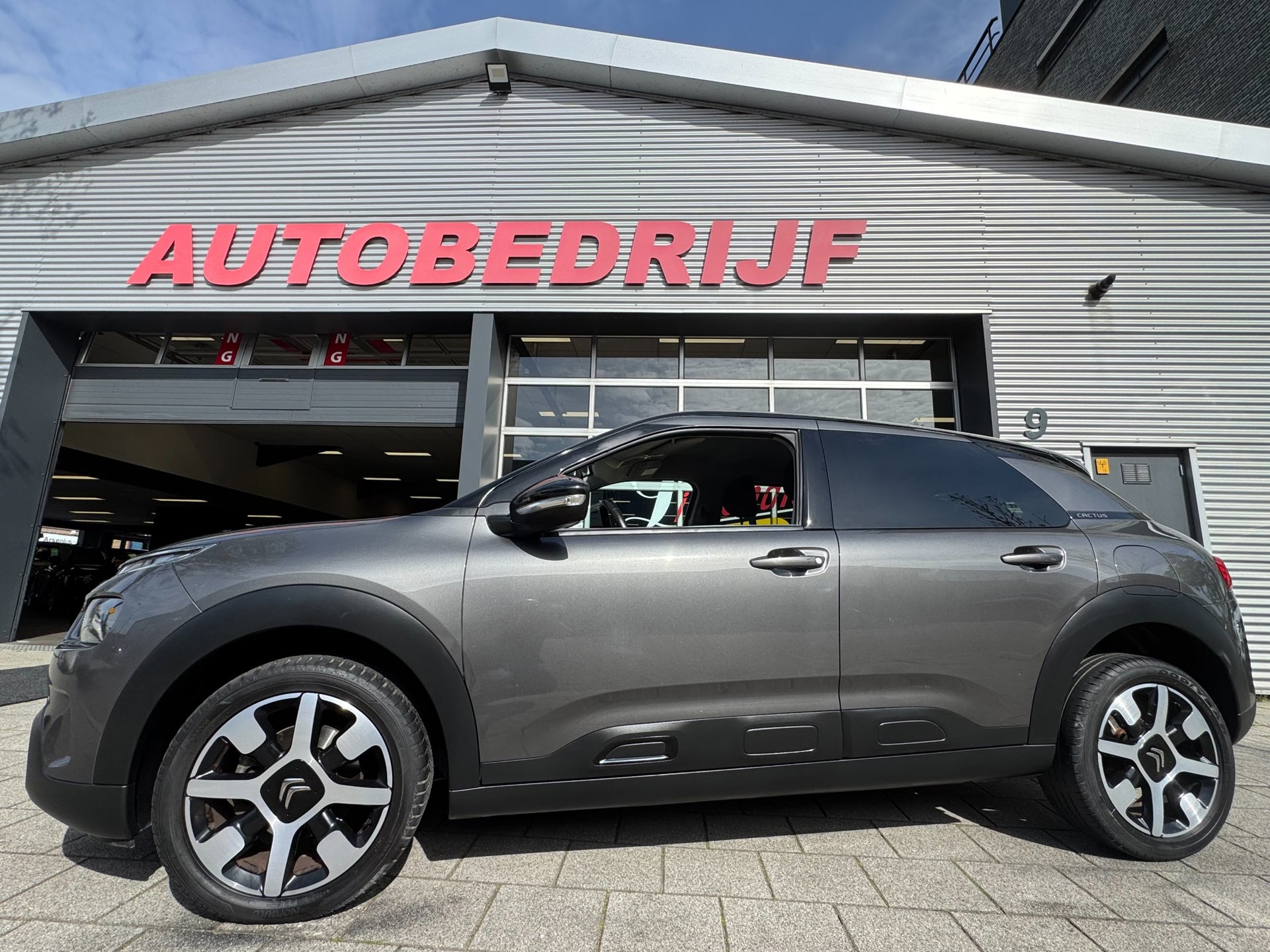 Foto van Citroen C4 Cactus
